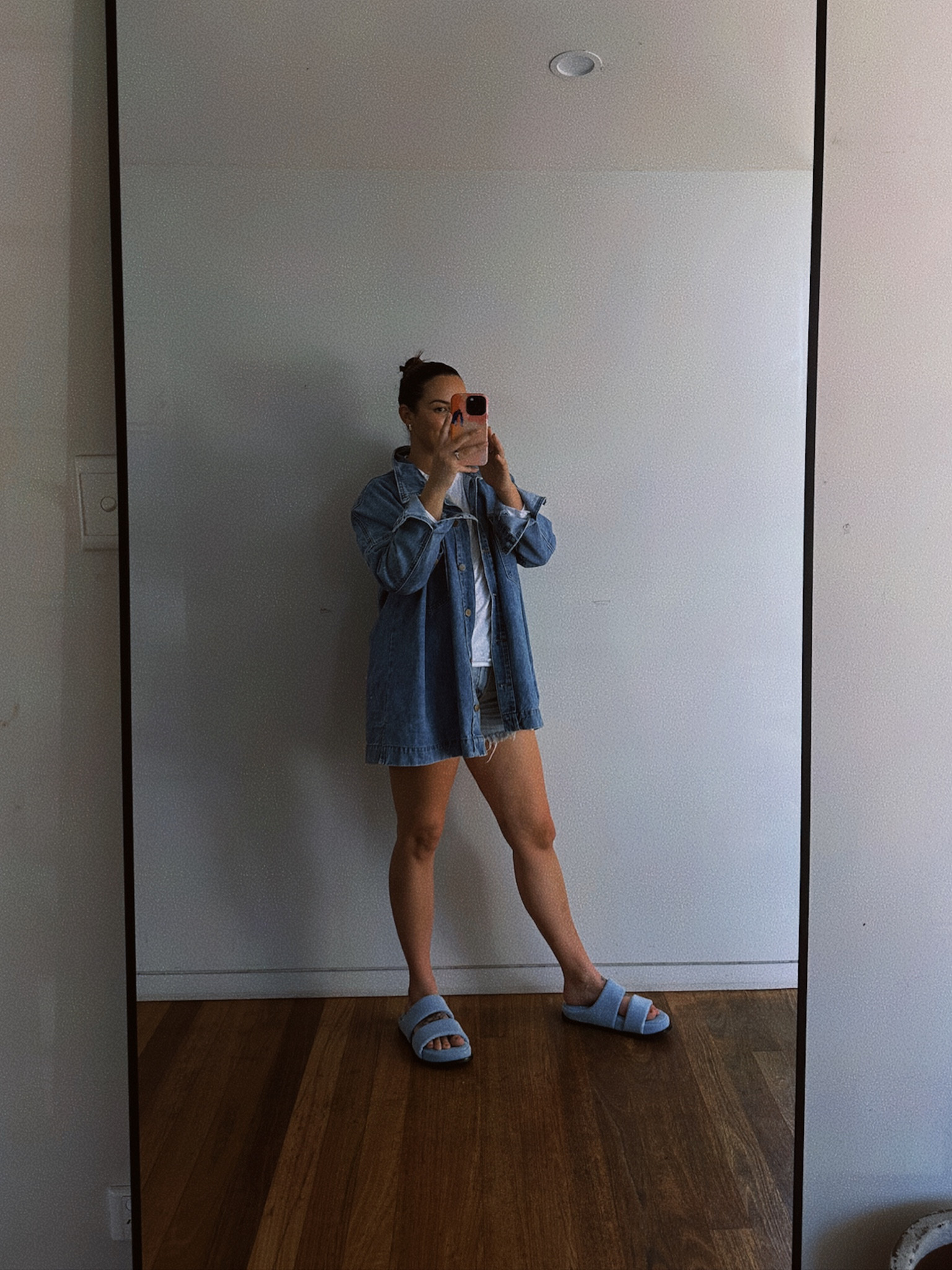 Casual & minimal look! Denim on denim. 

#LTKstyletip #LTKSeasonal #LTKbeauty