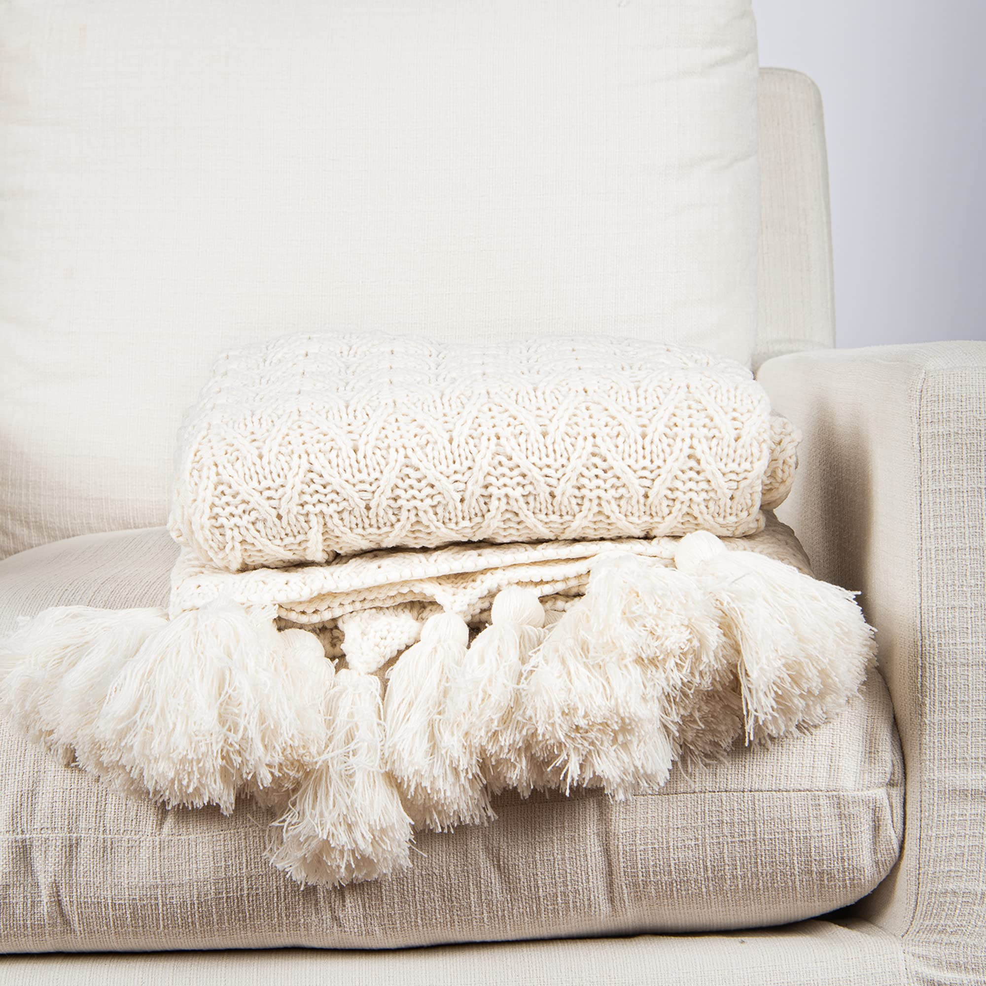 Best Home Fashion Knitted Tassel Throw - 50" W x 60" L - White | Amazon (US)