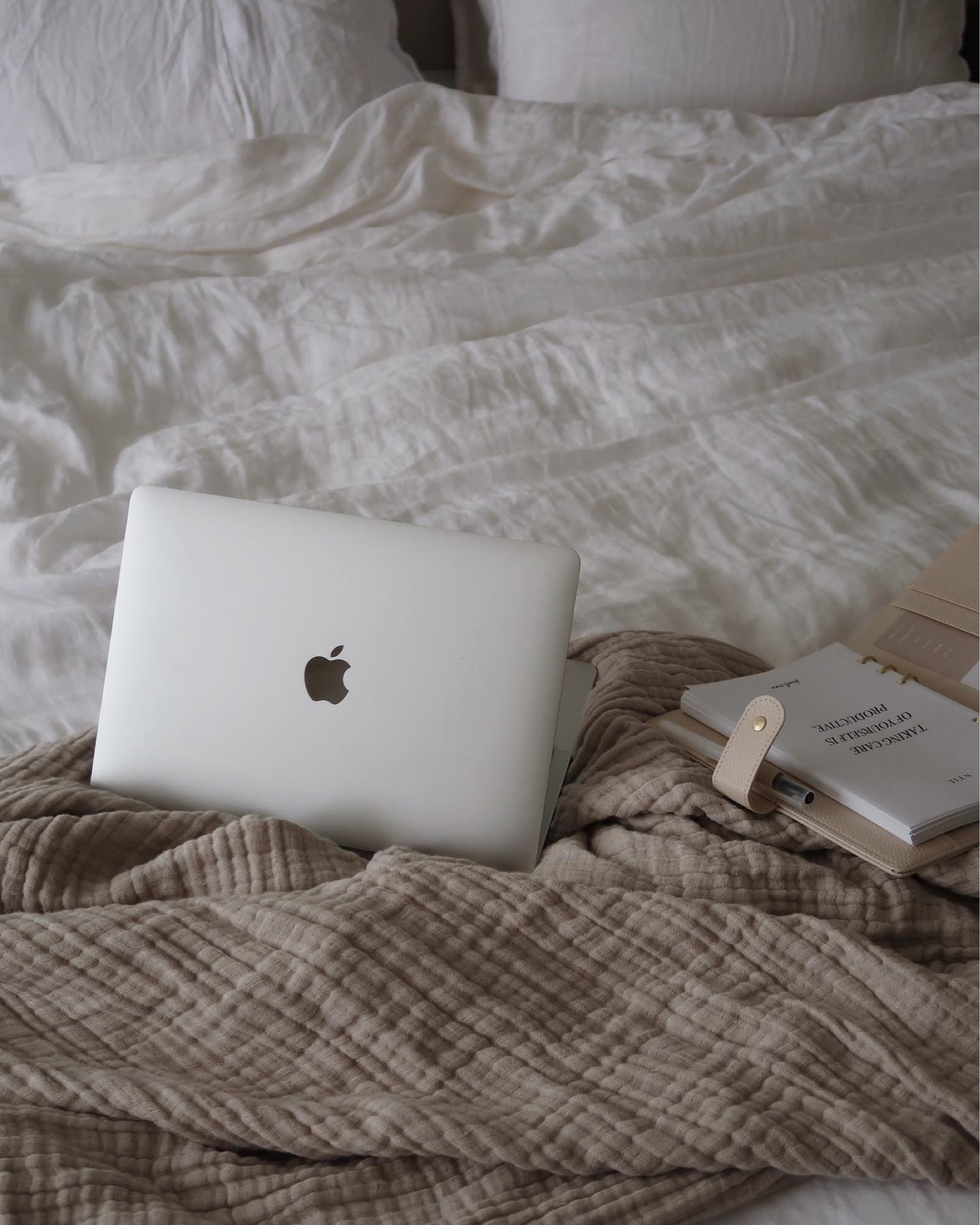 The coziest bedding ☁️

#LTKunder50 #LTKhome #LTKFind