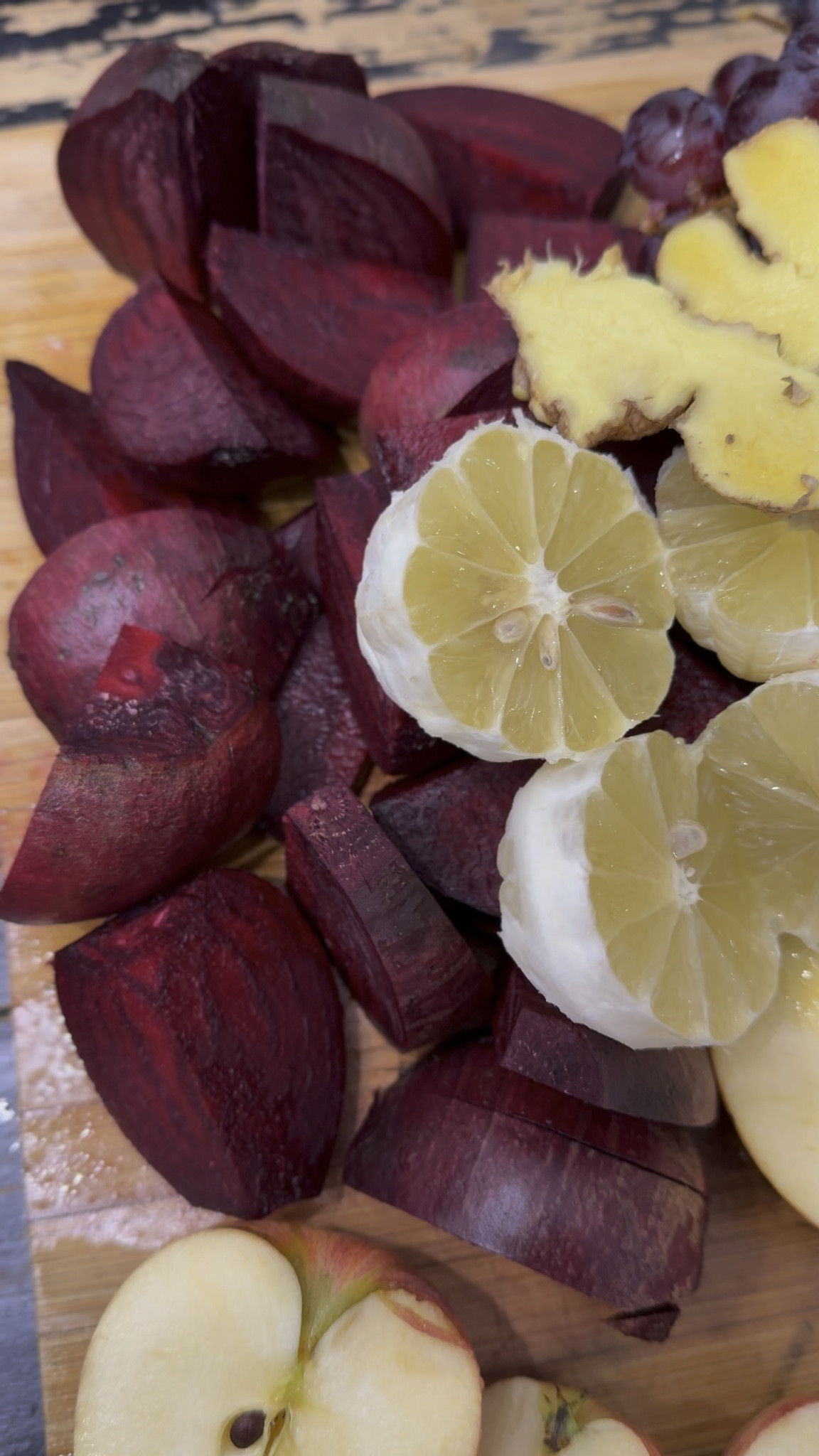 If you’re trying to feel better from the inside out, start with a juicer 🥕✨
Easy to use, easy to clean, and perfect for busy days when you still want to nourish your body.
Everything I use to stay on track is linked on LTK.

#juicingdaily #wellnessjourney #healthinvestment #juicecleanse #kitchenupgrade #LTKhome #LTKfinds #LTKsale #shoppingfavorites #onlineshopping #selfcarehabits #ShoppingWithPriiincesss #Atlantamom #AtlantaCreator #Atlantacontentcreators

#LTKHome #LTKselfcare #LTKfoodie