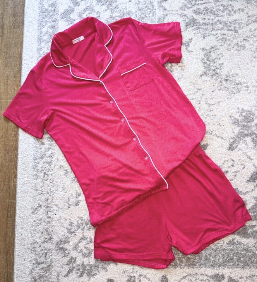 The BEST, softest summer pajamas are dropping to just $12.99 with our code: F259HCYI 

Lightweight summer pajamas
Cooling sleepwear sets
Soft matching pajama sets
Cute lounge sleepwear
Breathable cotton pajamas
Women’s short pajama sets
Cozy warm weather sleepwear
Satin pajama essentials
Relaxed bedtime outfits

#LTKootd #LTKSeasonal #LTKSaleAlert