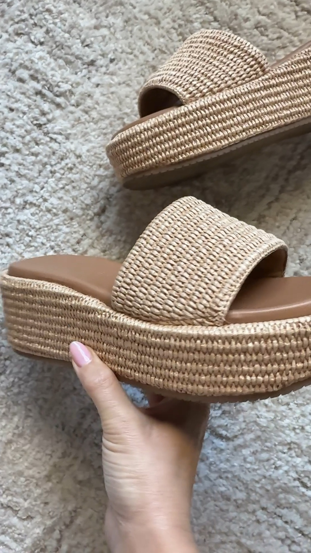 Spring sandals 
Sandals
Vacation 

#LTKSeasonal