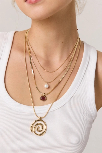 Saturn Swirl Layering Necklace Set | Urban Outfitters (US and RoW)
