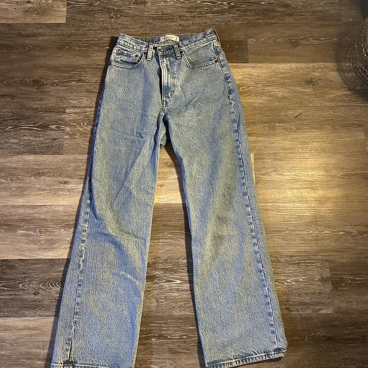 Abercrombie & Fitch Women's Jeans - Blue - 0 | Depop US