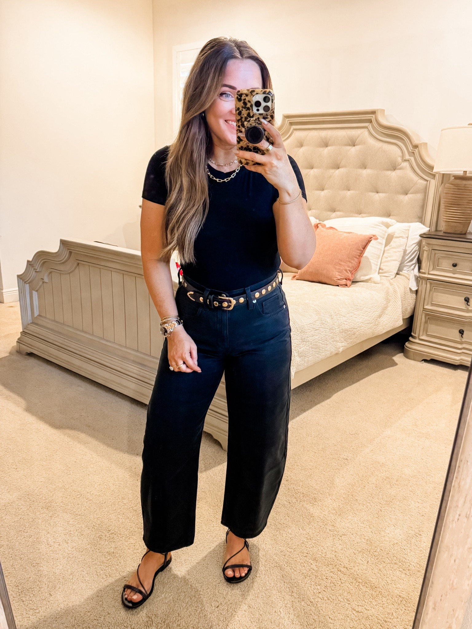 Top - M, Denim - 6 (tts)
—
Target denim | Barrel leg denim | Black denim | Black and gold | Gold accessories | Office attire | Casual office look | Amazon sandals | Amazon belt 