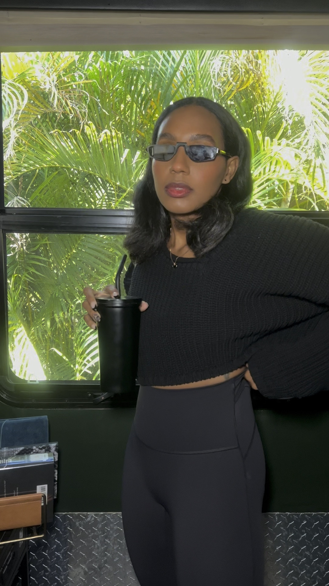 She’s giving busy-mom-on-the-go. 
Shop the It Mom tote on my website www.buffaloambitionco.com/storefront 

#LTKGiftGuide #LTKHolidaySale #LTKfitness