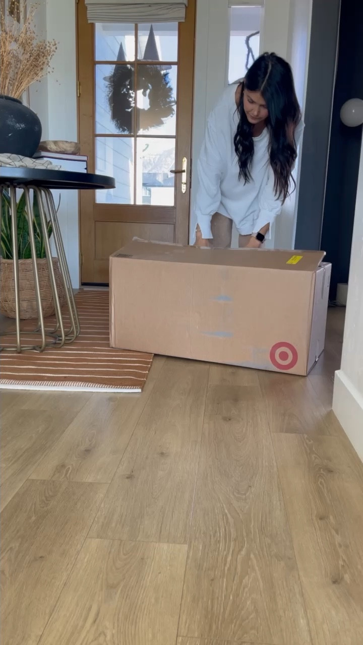 Cutest holiday minimalistic holiday framed prints! I couldn’t resist! 

#LTKHoliday #LTKSeasonal #LTKhome