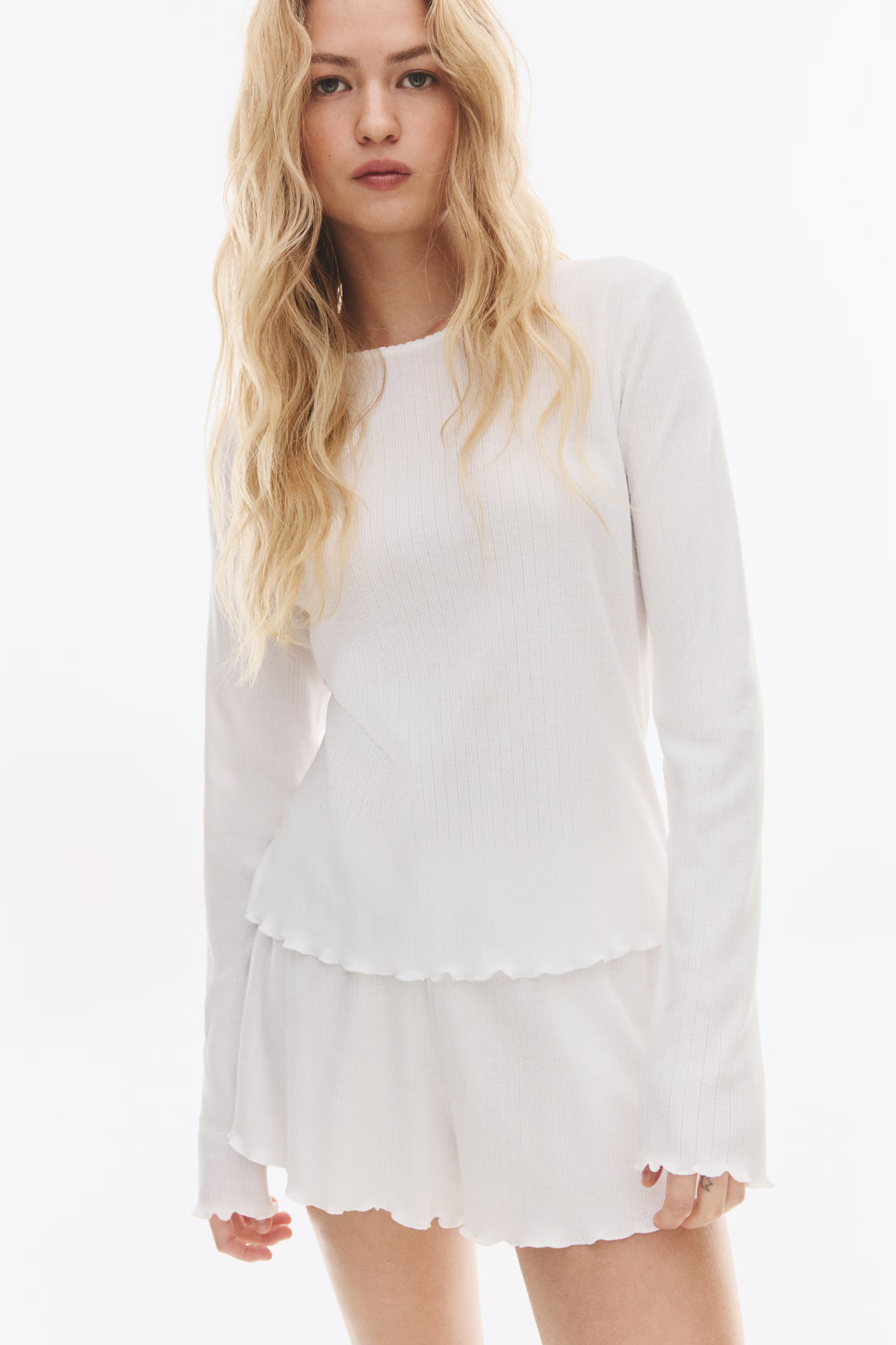 Pyjama mit Pointellemuster | H&M (DE, AT, CH, NL, FI)