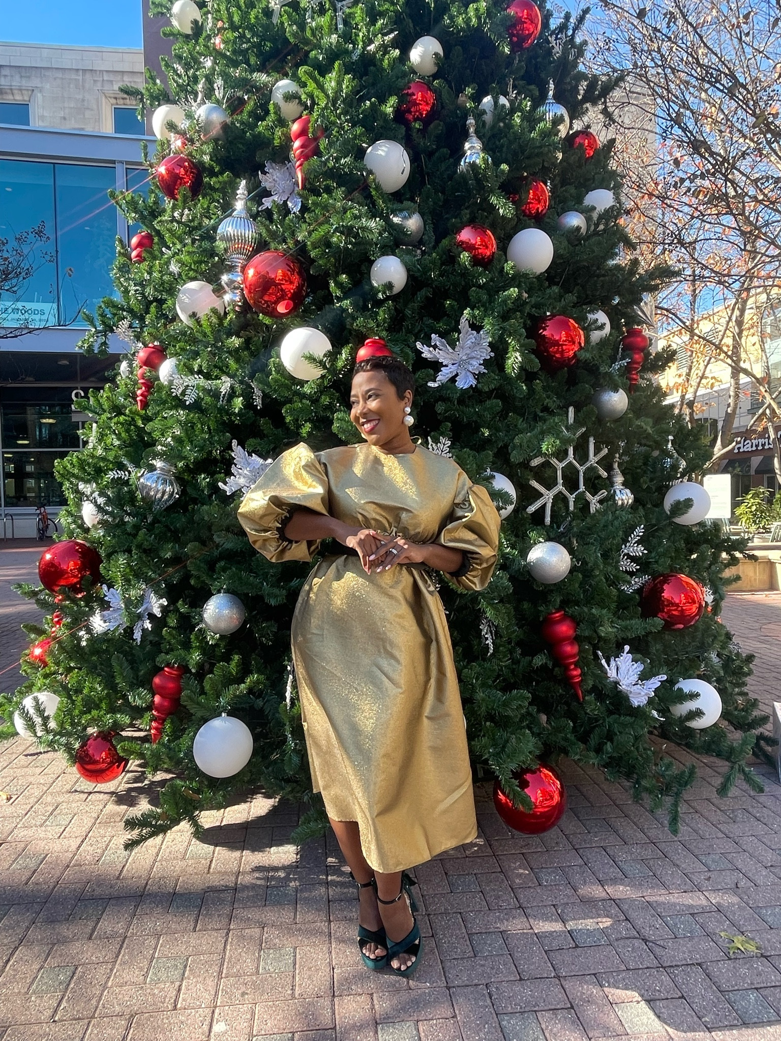 Gold puff sleeve dress green velvet platform sandals #holidayparty #holidaystyle #party #holiday #holidaydress

#LTKHoliday #LTKSeasonal #LTKsalealert