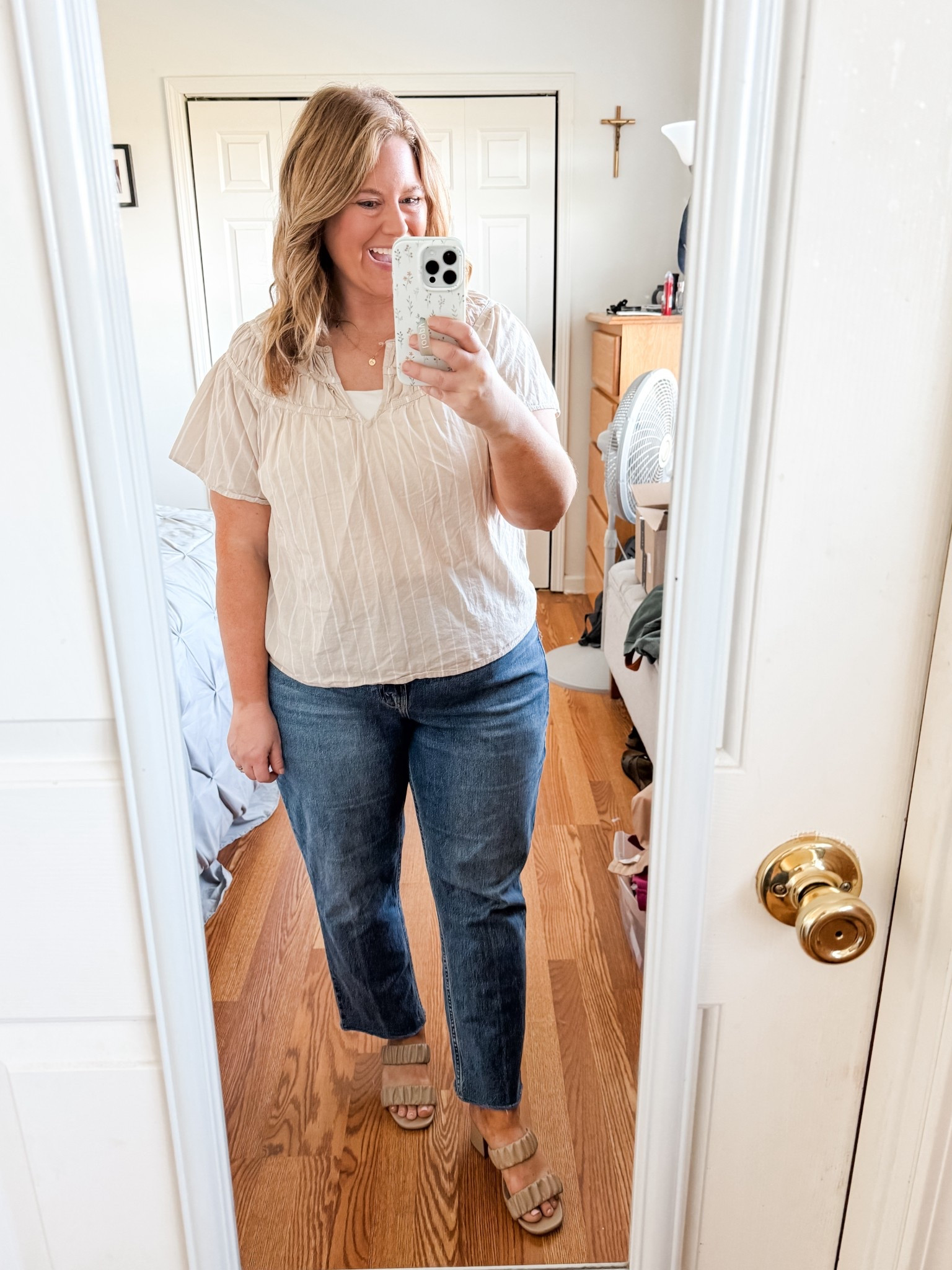 Casual church outfit! Wearing a large in my top and a 33 short in my jeans 

#LTKMidsize #LTKSeasonal #LTKFindsUnder50