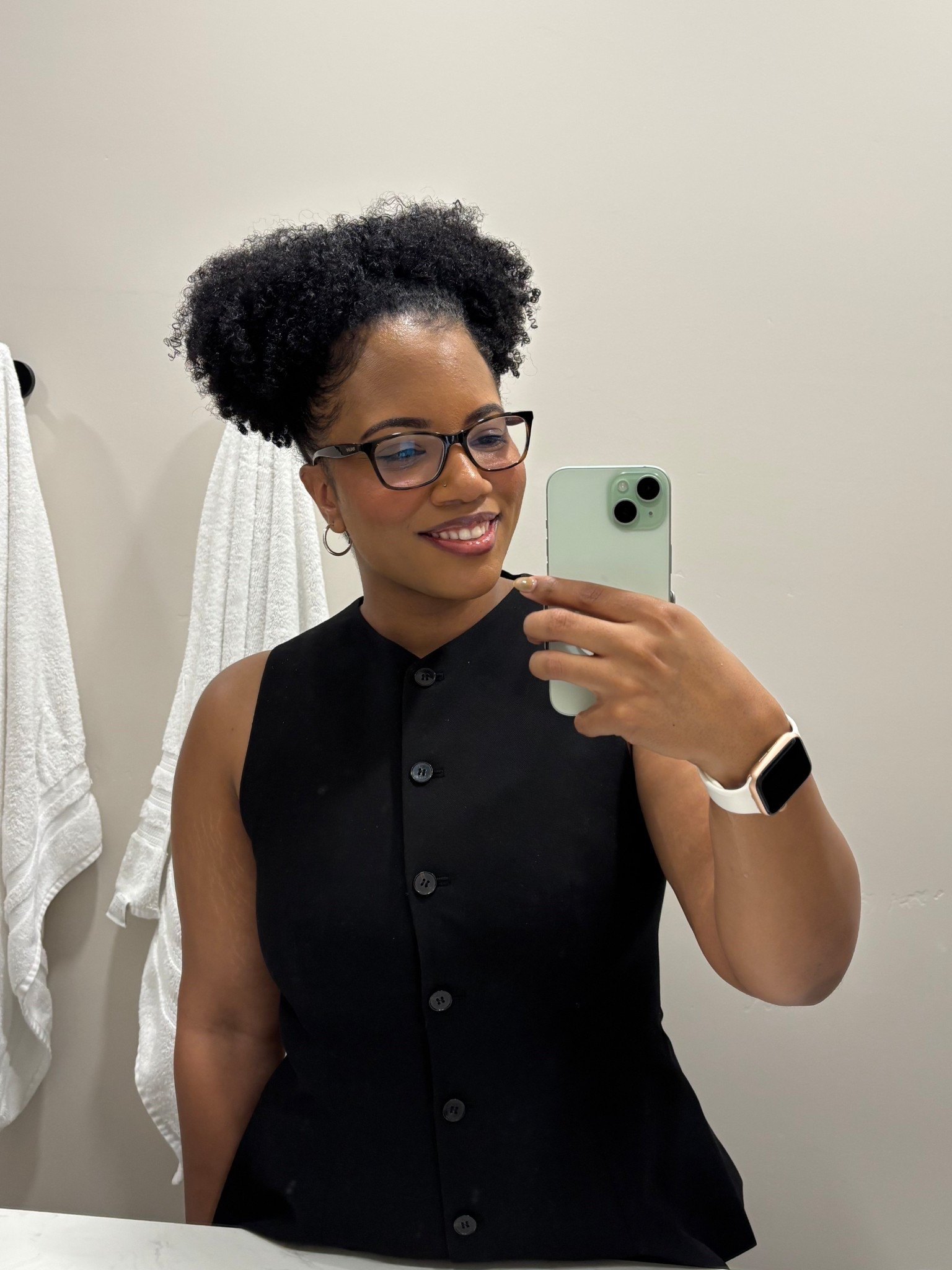 The perfect top as a wedding vendor from H&M 🤍
