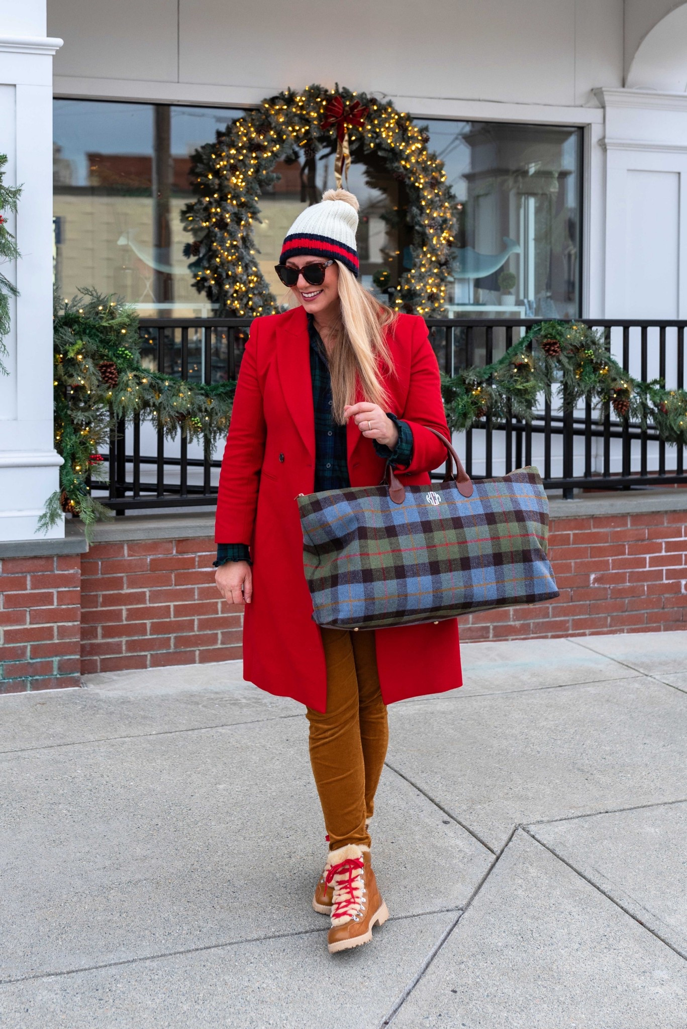My travel outfit & plaid flannel bag for our coastal Christmas in Mystic

#LTKootd #LTKHoliday #LTKTravel