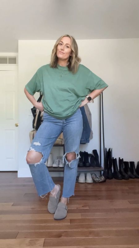 Spring outfit. Spring outfit idea. Summer outfit. Summer outfit idea. Oversized t-shirt. Straight leg jeans. Clogs. Casual outfit idea. Casual outfit. Everyday outfit. Mom outfit.


#LTKSeasonal #LTKfindsunder50 #LTKfindsunder100