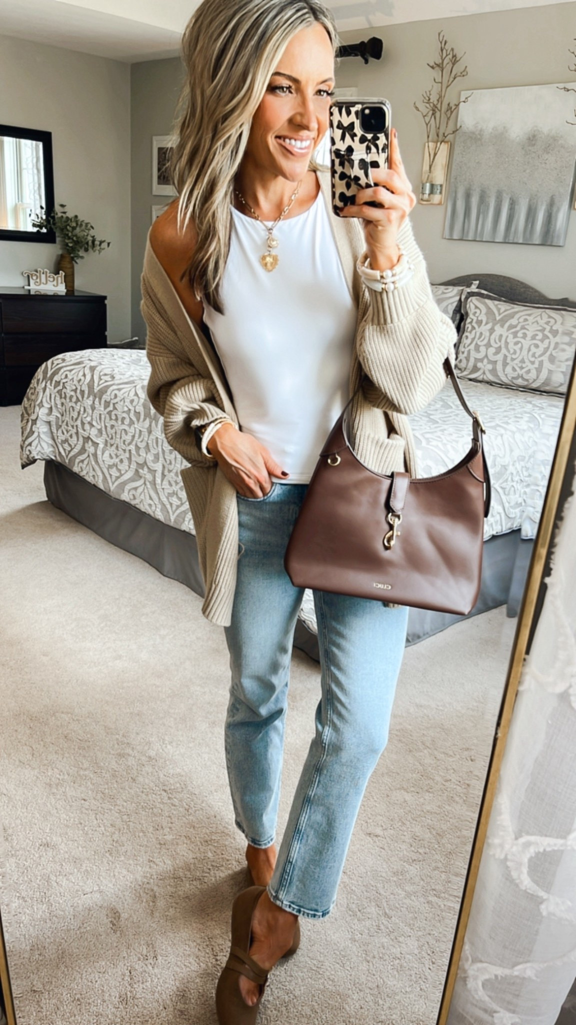 Cozy fall cardigan + double lined seamless tank 

#LTKPetite #LTKSaleAlert #LTKFindsUnder50