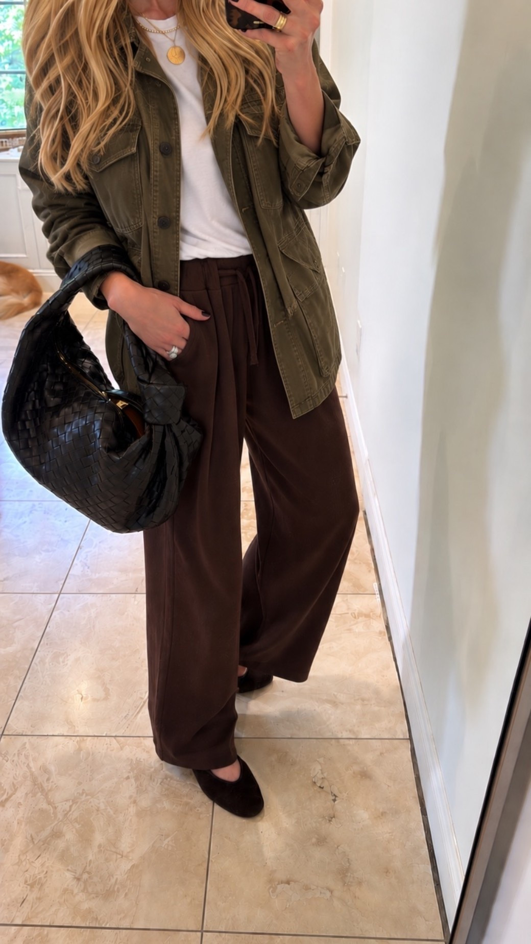 This look my be the best one yet, loving the olive green and brown together, perfect for fall!

Em sizes:
Height: 5’6”
Weight: 115lbs
Tops: small
Pants: 2, small, 25