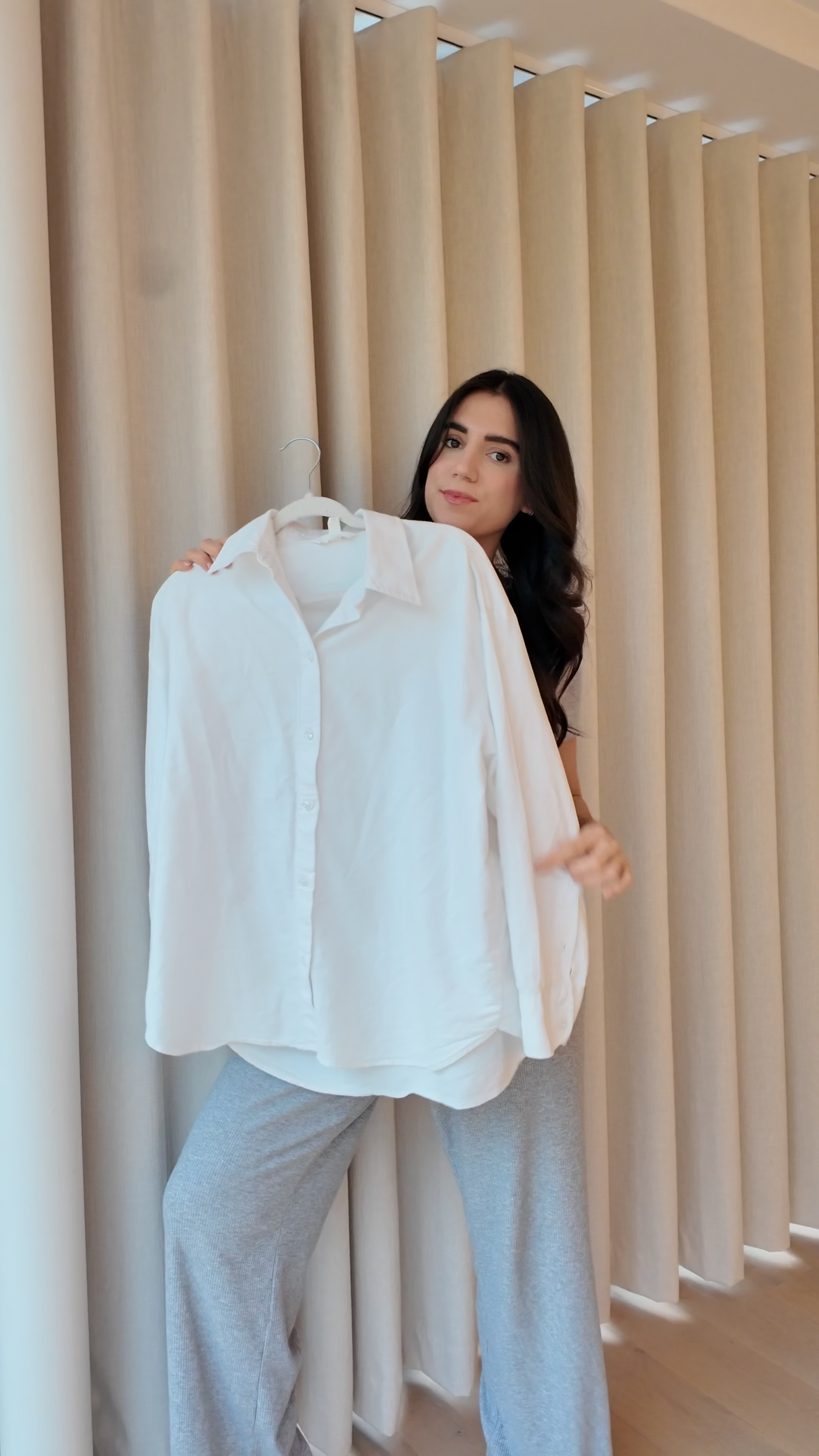 White shirt styling for spring!!

H&M, Zara, outfit, outfit inspiration, styling 

#LTKSeasonal #LTKfindsunder50 #LTKVideo