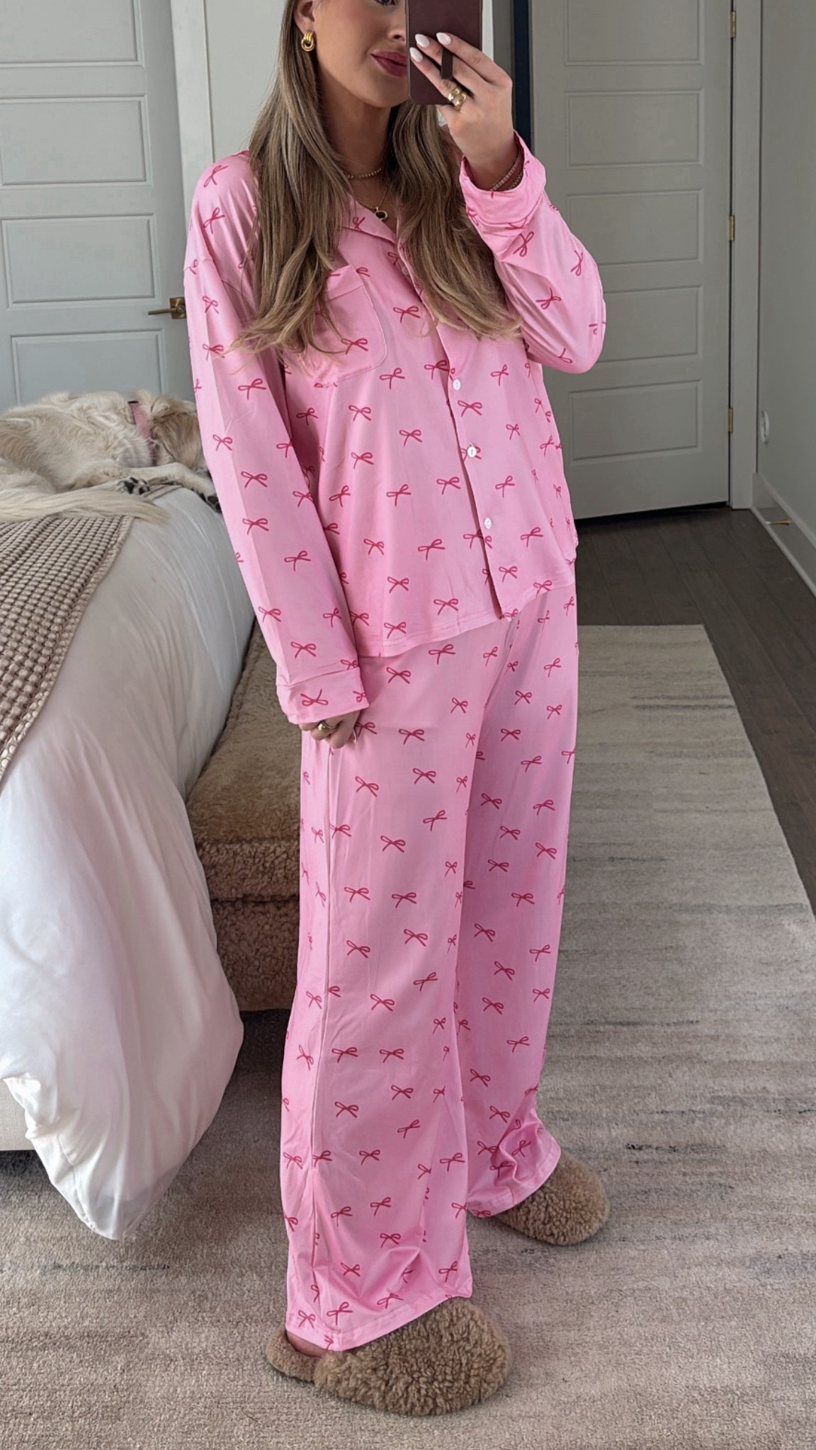 Cutest bow pjs from amazon 👏🏼 So cute for Valentine’s Day 🩷 true to size! 

#LTKValentine #LTKmorningroutine