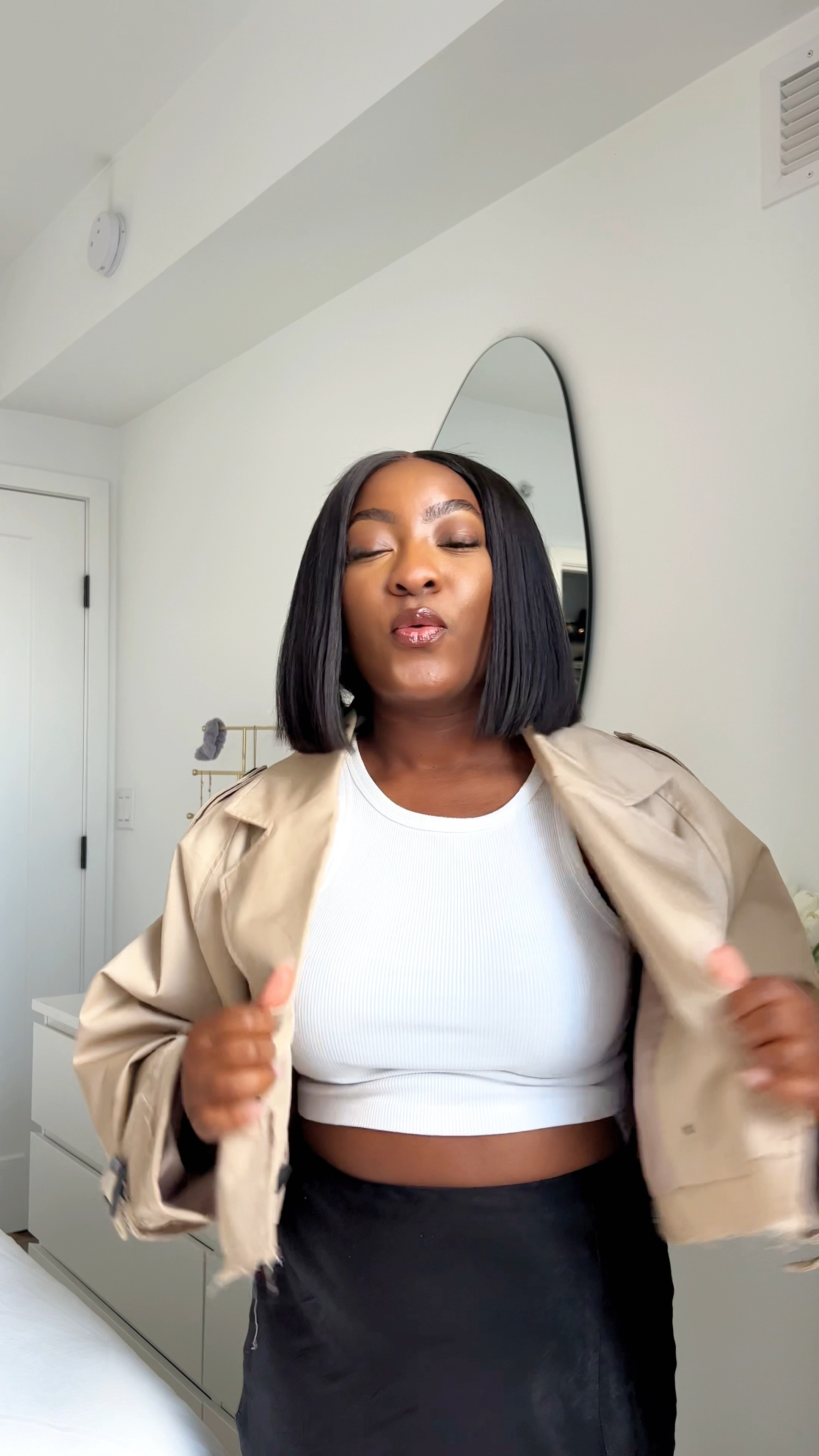 The perfect outfit is not complete without my @oakandluna jewelry. I’ve been wearing these pieces nonstop these past few weeks. 

Head over to my LTK page to shop these and a few more of my favorites. 