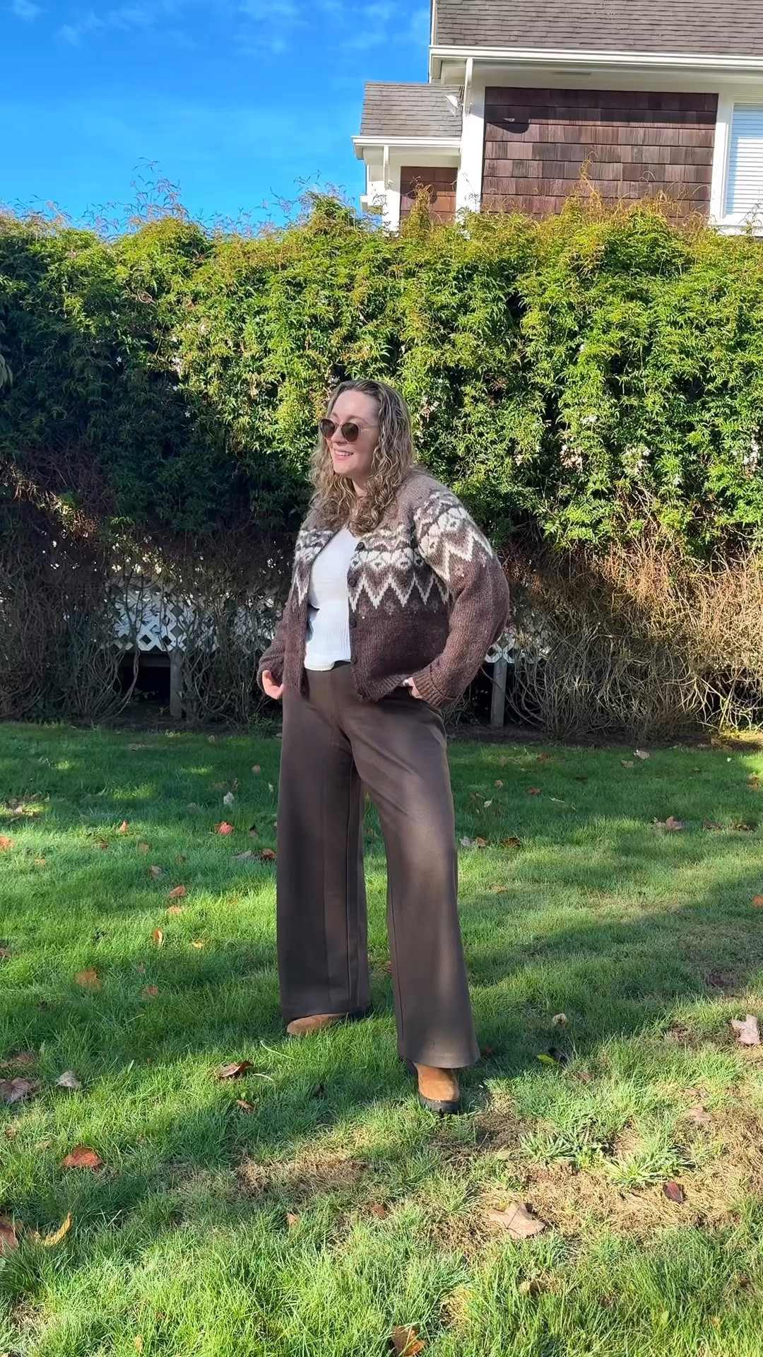An all brown fall outfit with the magic pants! 

#LTKVideo #LTKStyleTip #LTKMidsize