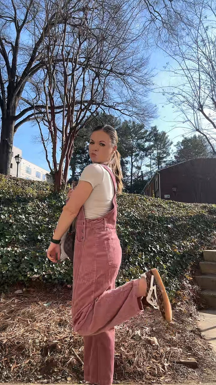 Bible Study Fit 

#spring #overalls #biblestudyoutfit #churchoutfit 

#LTKootd #LTKspringtrends #LTKdayinmylife