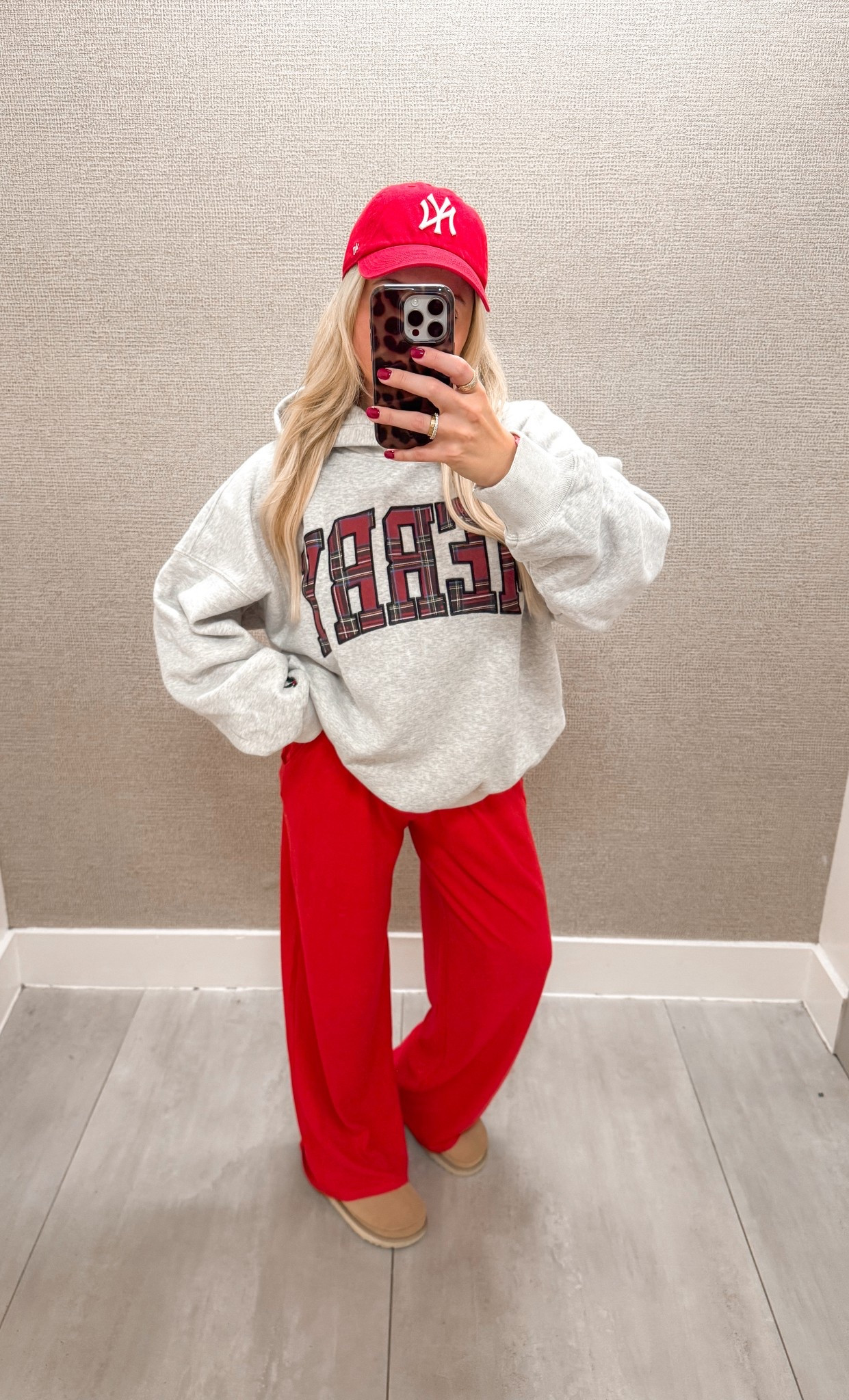 Holiday outfit
Merry hoodie xl
Pants small
Uggs tts
Abercrombie outfit 

#LTKootd #LTKHoliday #LTKFindsUnder100