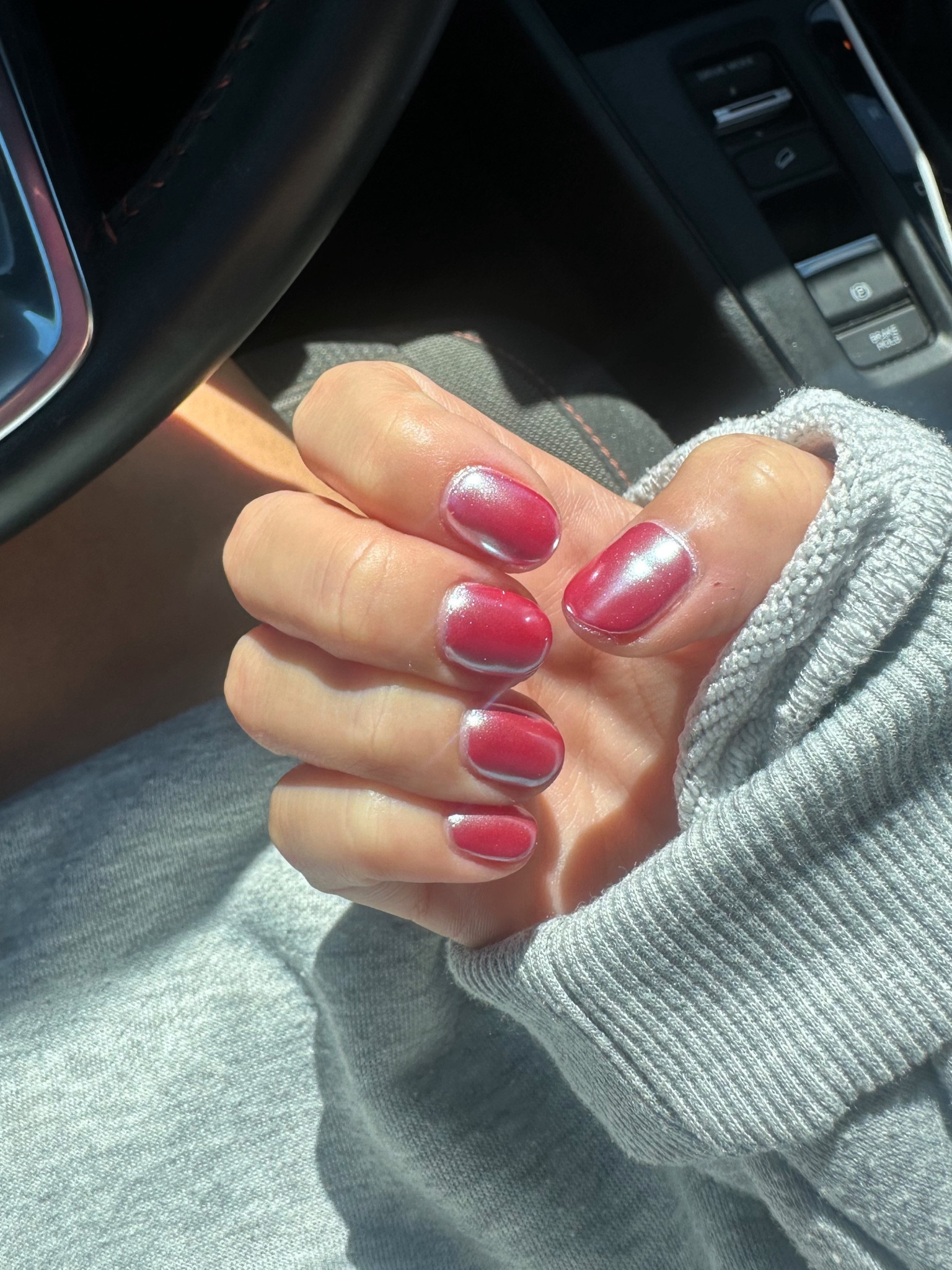 Cozy vibes and fresh nails ✨ Keeping it casual with the softest sweatshirt and a mani to match. #LTKstyle #nailinspo #cozychic” #chromenails 