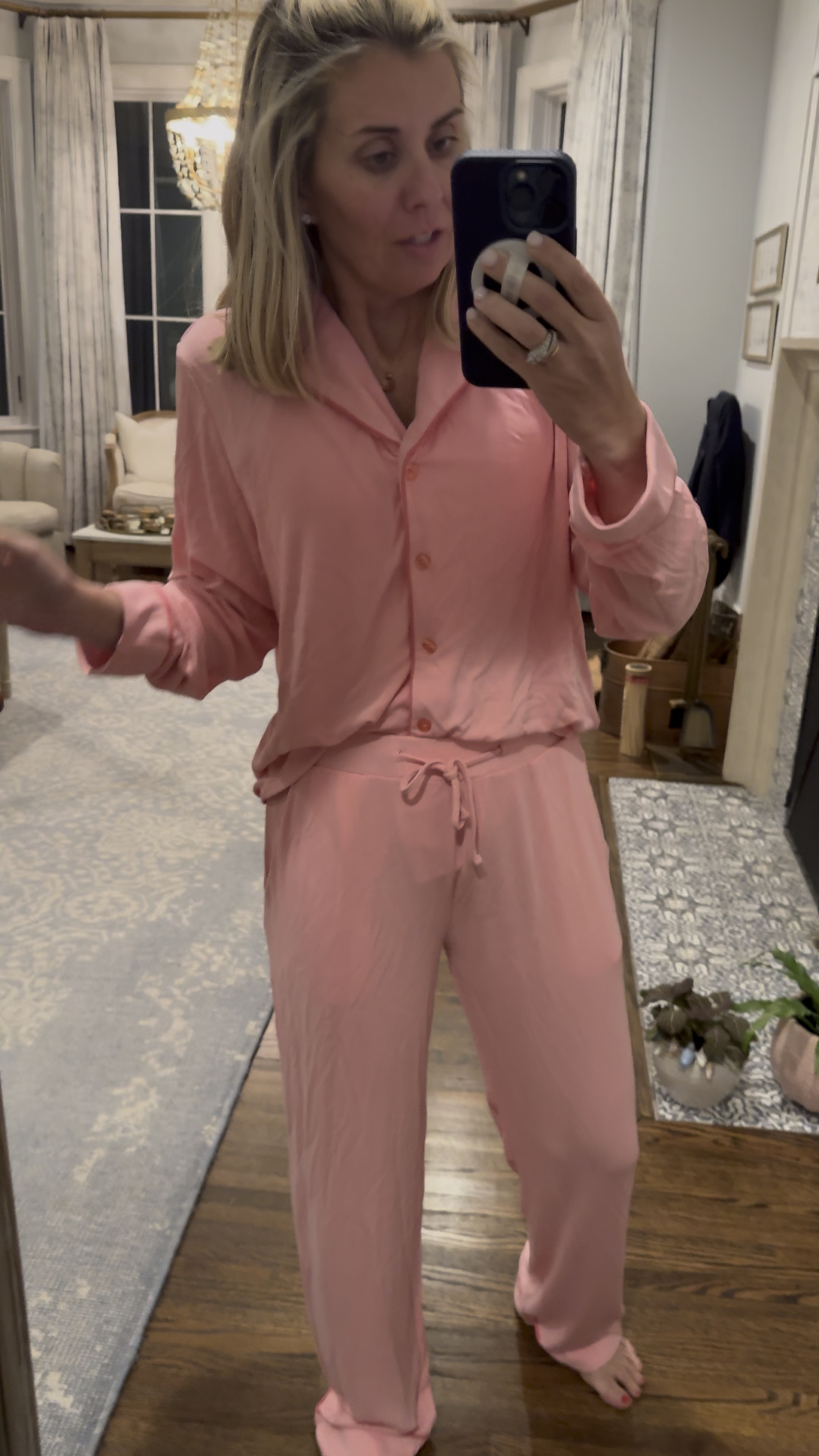 Cozy earth … when cozy is key!!!!!

You know, I’m obsessed with their sheets, their towels, the robe, and now add pajamas to the list !!!

I’m in a small (but I’d maybe say size down if between sizes) & yes the sheets & towels really are that much better!

Use code CE-MIXANDMATCHMADNESS



#LTKWatchNow #LTKBeauty #LTKHome