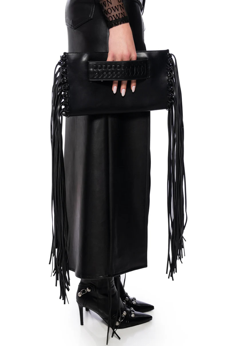 AKIRA Finer Things Fringe Clutch | Black | AKIRA