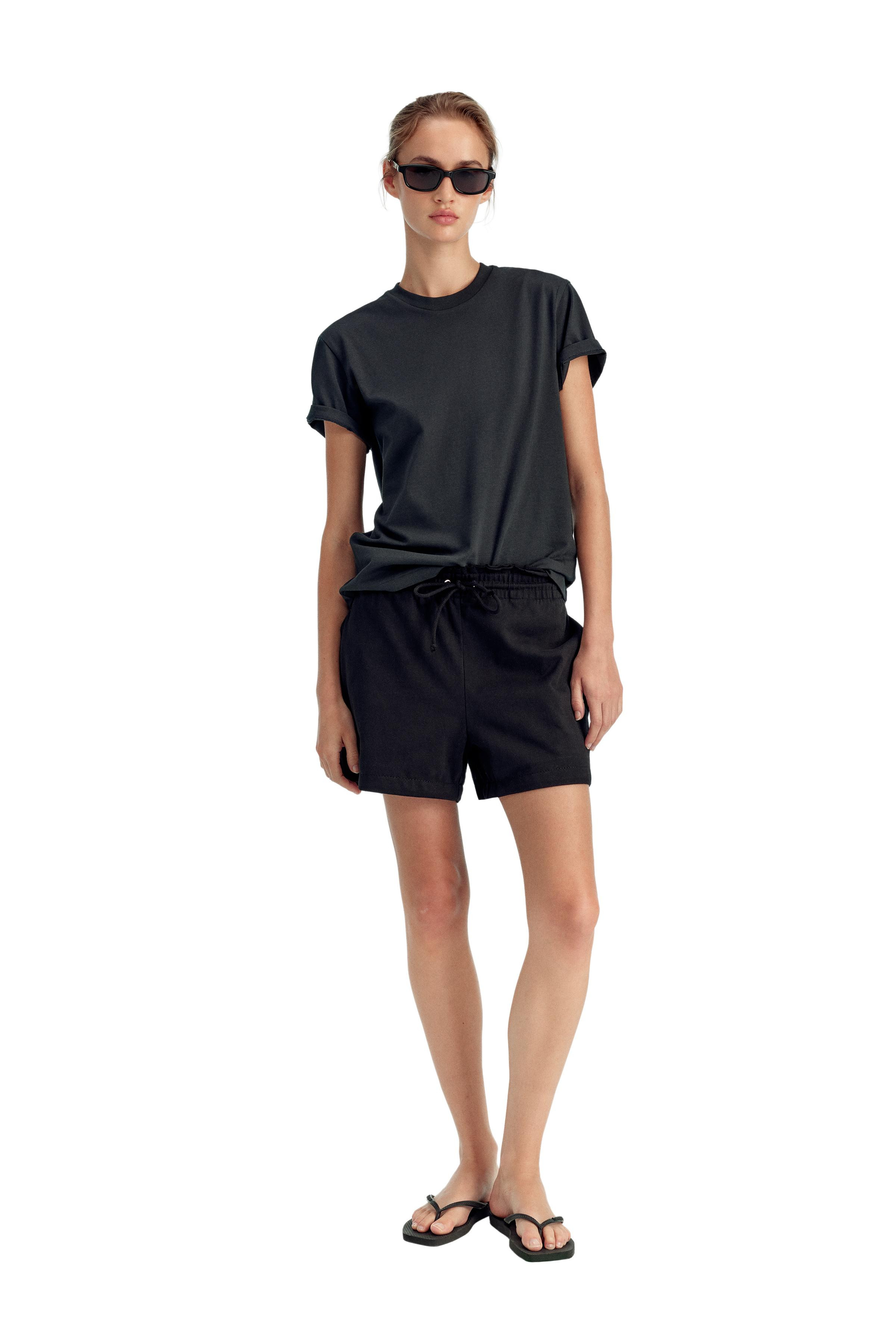CROPPED SLIM FIT T-SHIRT | Zara US