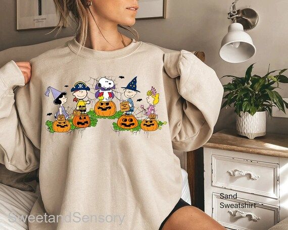Retro Halloween Sweatshirttrick or Treat Snoopydog Pumpkins - Etsy | Etsy (US)
