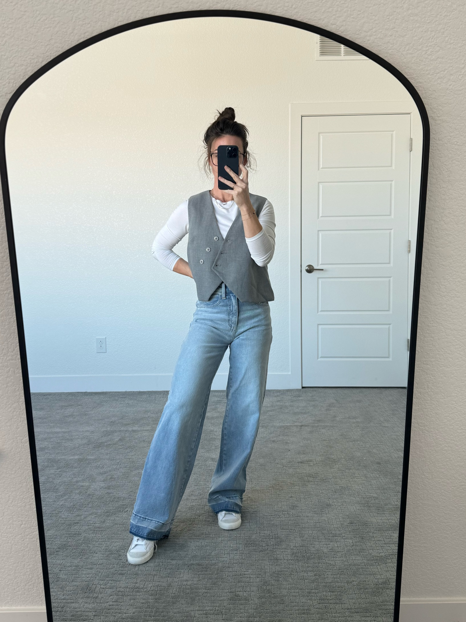 Obsessed with this vest is an understatement 🤌 there are SO many ways that you could style this!! 

Wearing a size S in the vest and a 0 in the jeans

#LTKstyletip #LTKworkwear #LTKfindsunder50