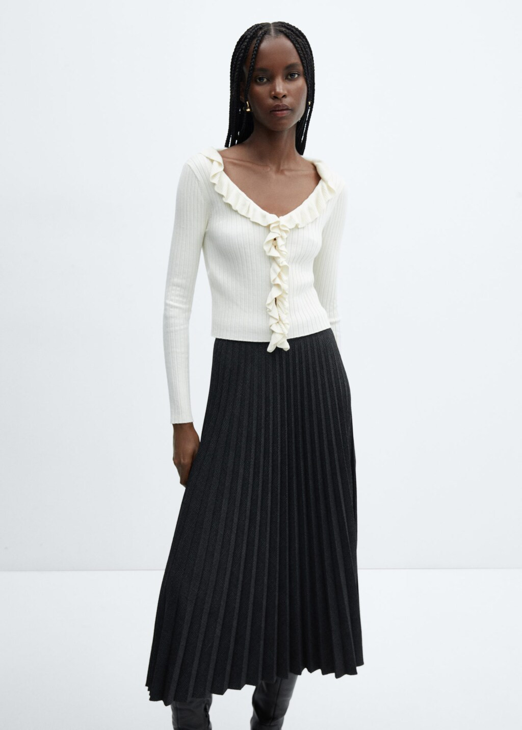 Search: Black pleated skirt (11) | Mango USA | MANGO (US)
