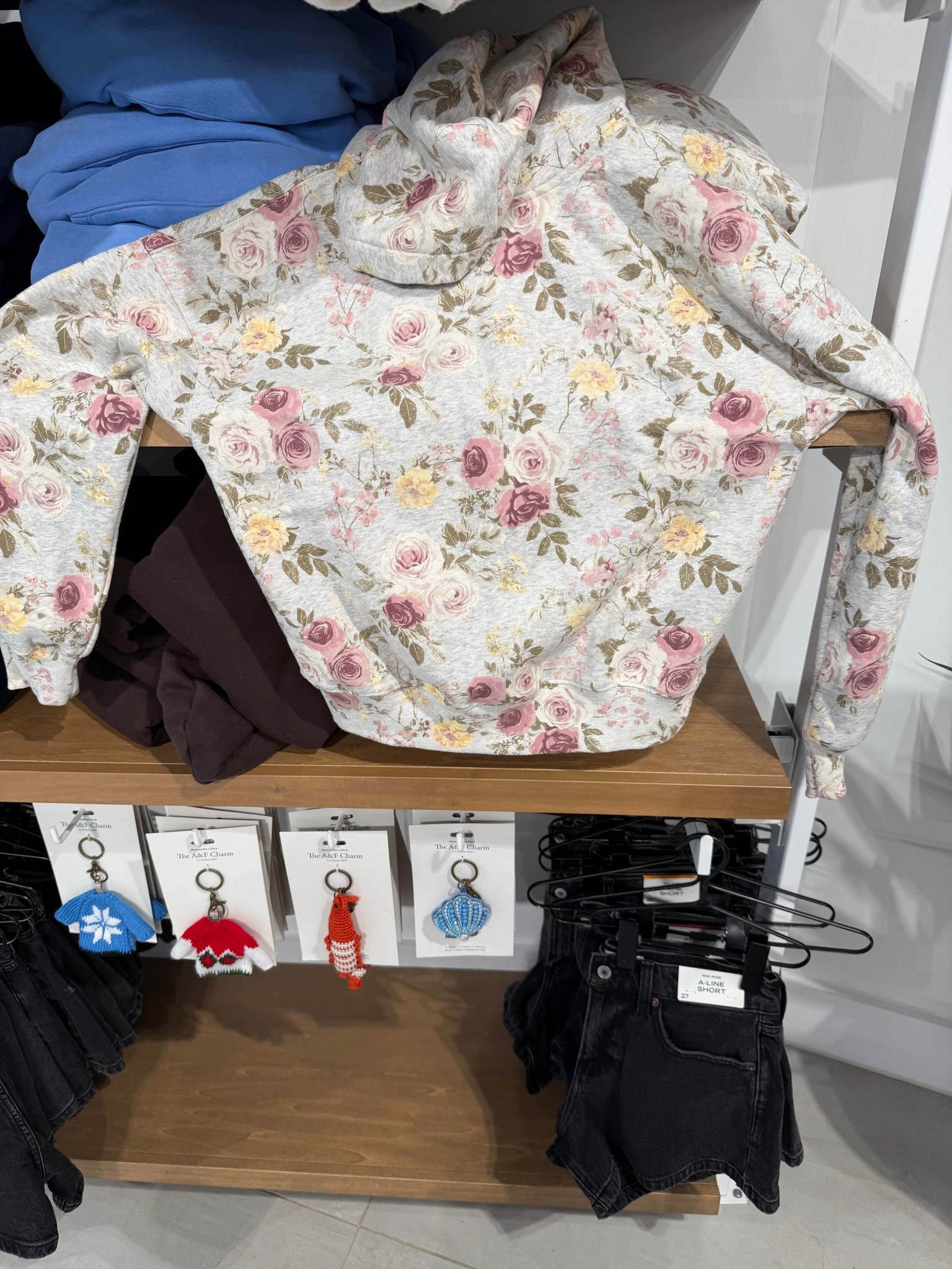 Floral hoodie on sale 😍

#LTKSaleAlert #LTKFindsUnder50 #LTKFindsUnder100