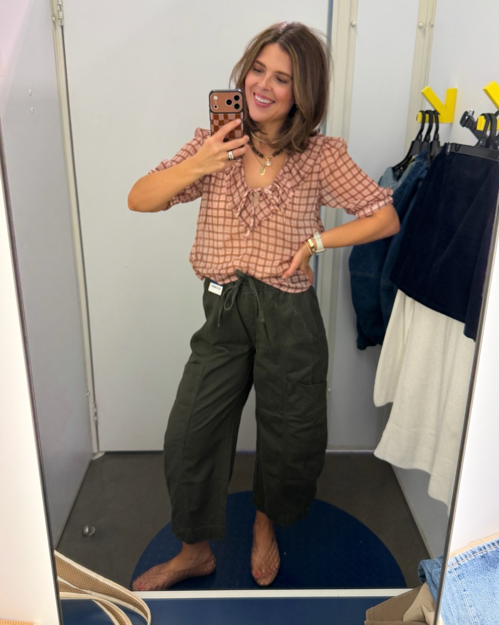 Old Navy Ruffle Collar Tie Front Chiffon Top and Mid-Rise Barrel Leg Utility Pants Fall transition outfit

#LTKSeasonal #LTKMidsize #LTKgrwm