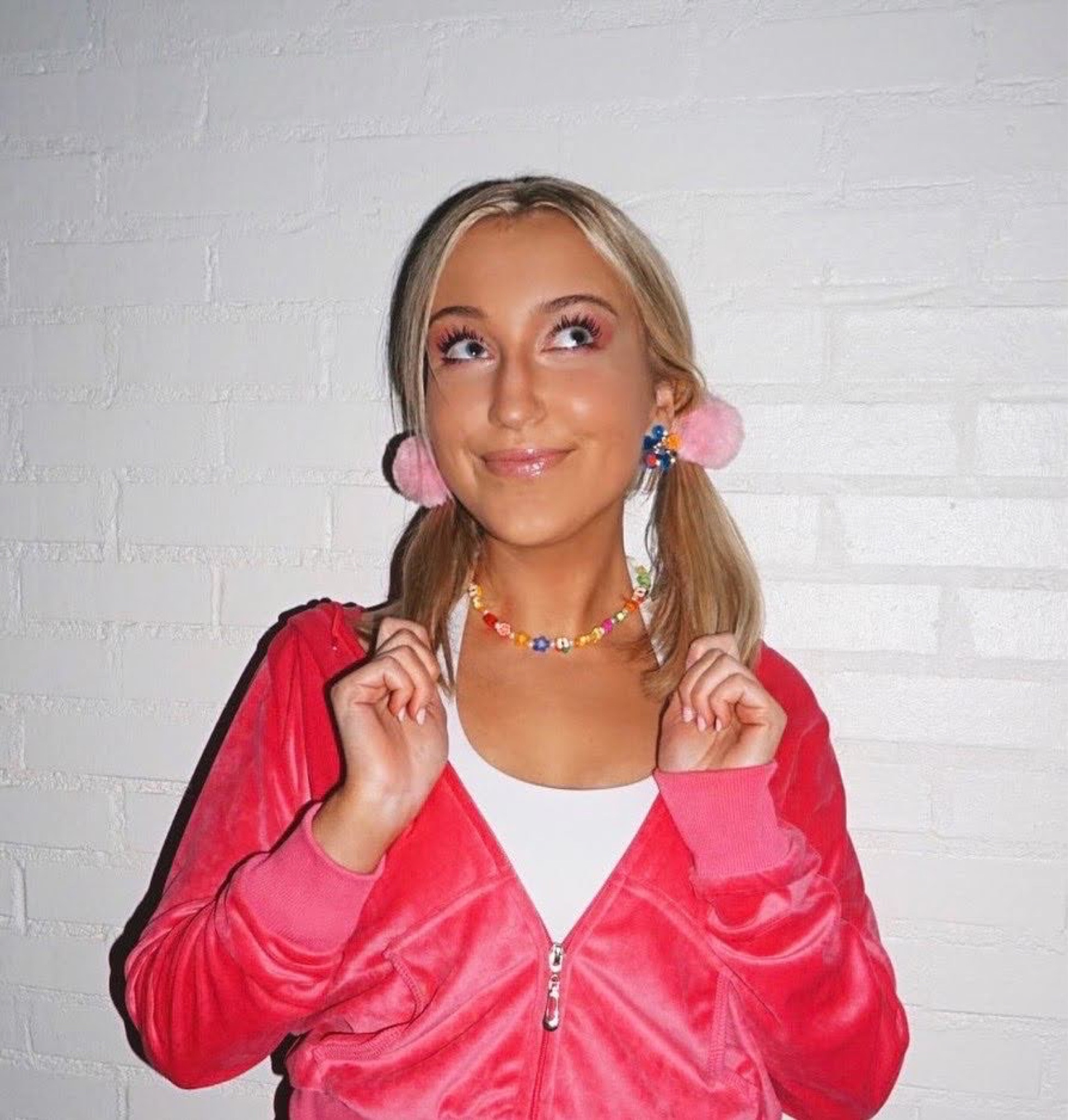 y2k party 🍬🛍

Ole Miss, SEC, sorority, fraternity, 2000, velour tracksuit, swap, date party, theme party, Hotty Toddy, HYDR, Y2K, college, The University of Mississippi, CapsuleByCoCo