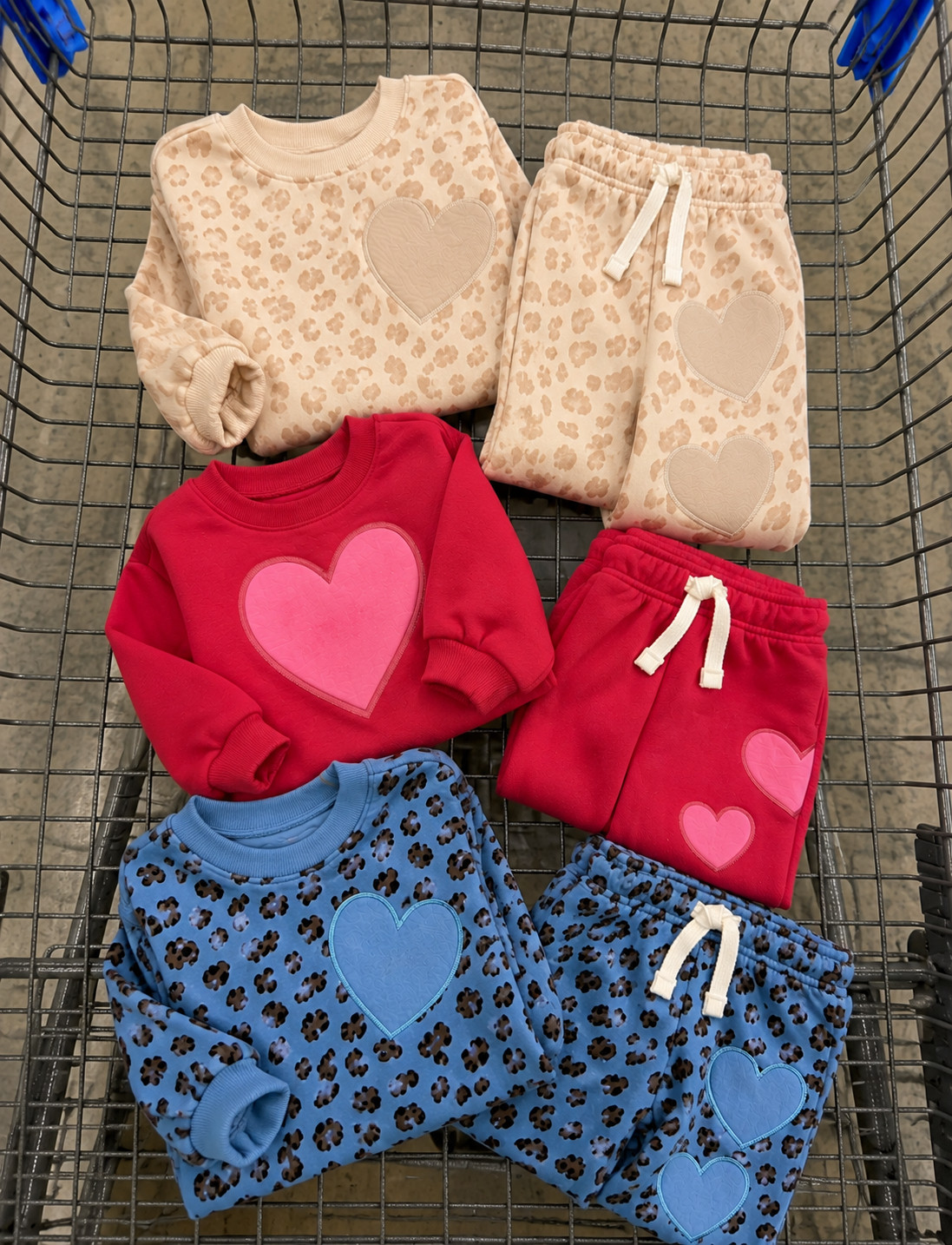 NEW! Matching sweat sets for little girls for back to school! So cute for fall! 🩷❤️
-
#GirlsFashion #MatchingSets #KidsStyle #CozyOutfits #HeartPrint #LeopardPrint #LittleGirlStyle #KidsFashionFinds 

 #LTKKids