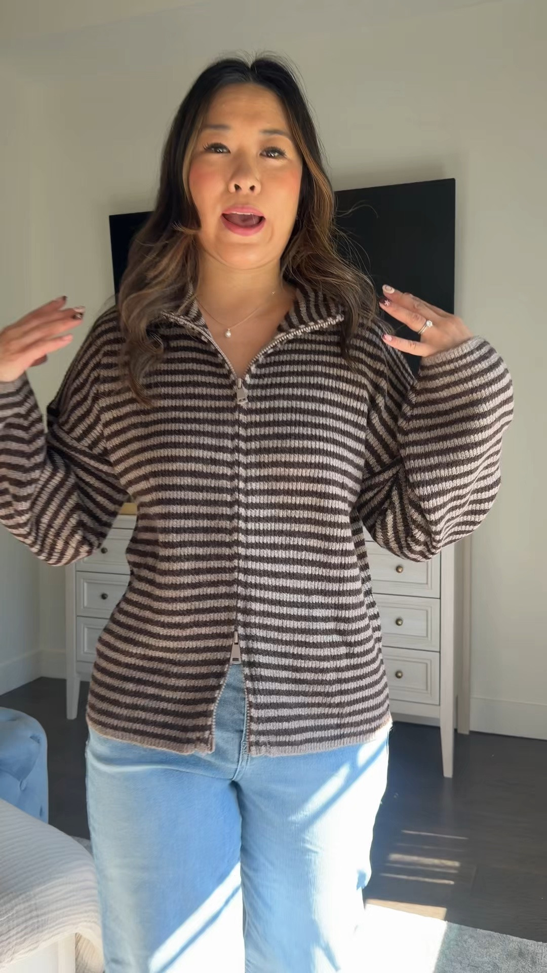 Amazon fall fashion // casual look 

Zip up sweater - medium