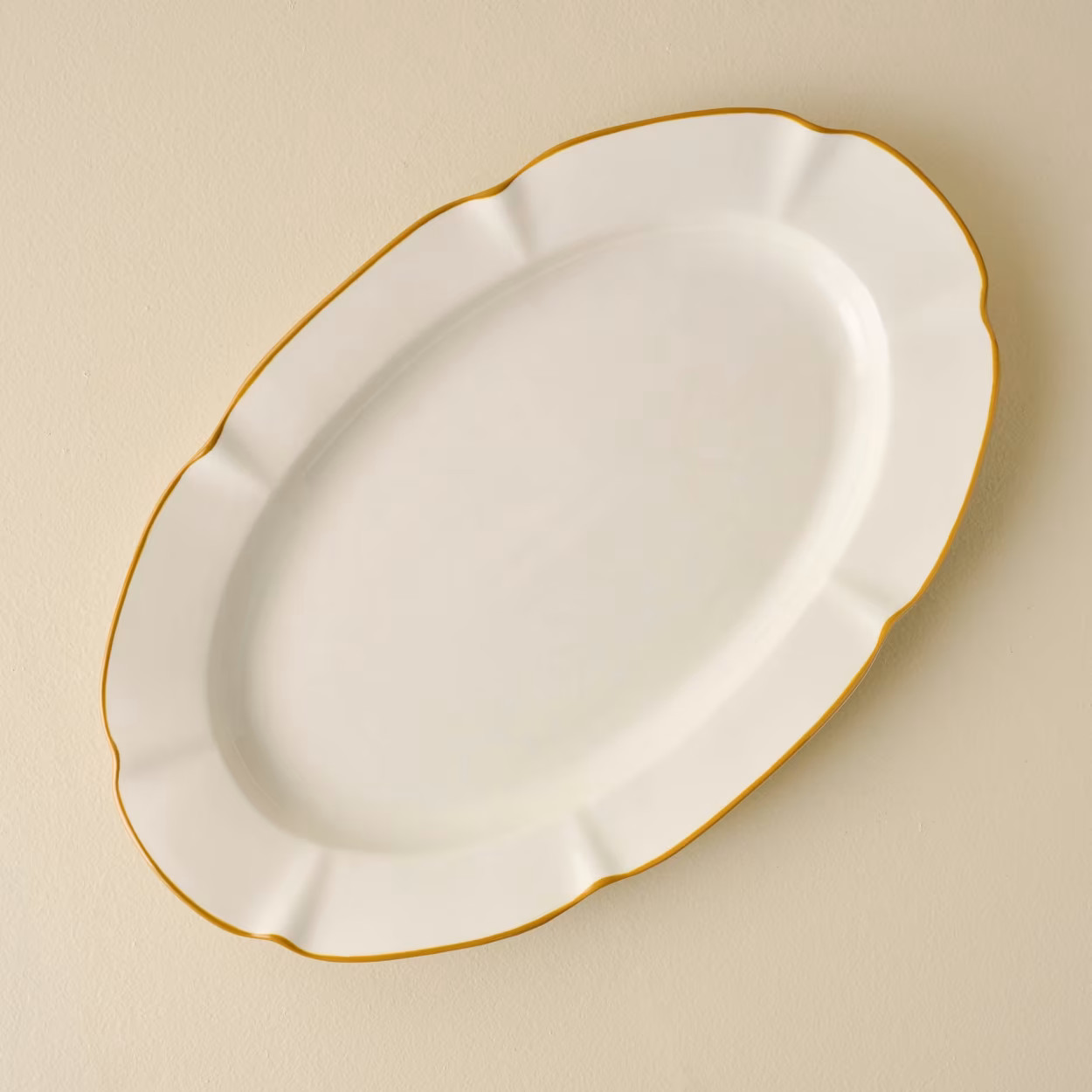 Luna Scalloped Serving Platter | Magnolia