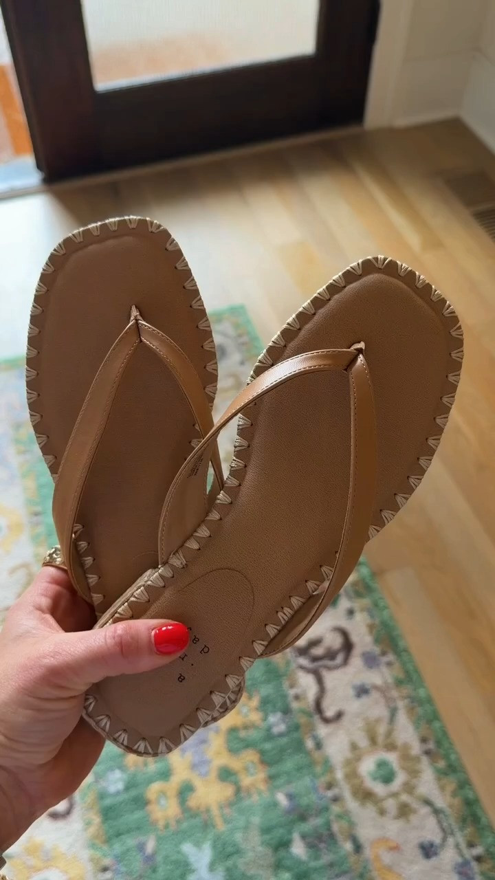 How CUTE are these sandals from target?! 

 #LTKgrwm #LTKootd #LTKSeasonal
