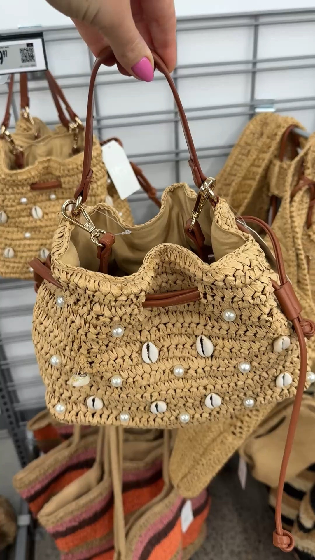 The cutest shell bucket bag

#LTKdayinmylife #LTKgrwm #LTKSeasonal
