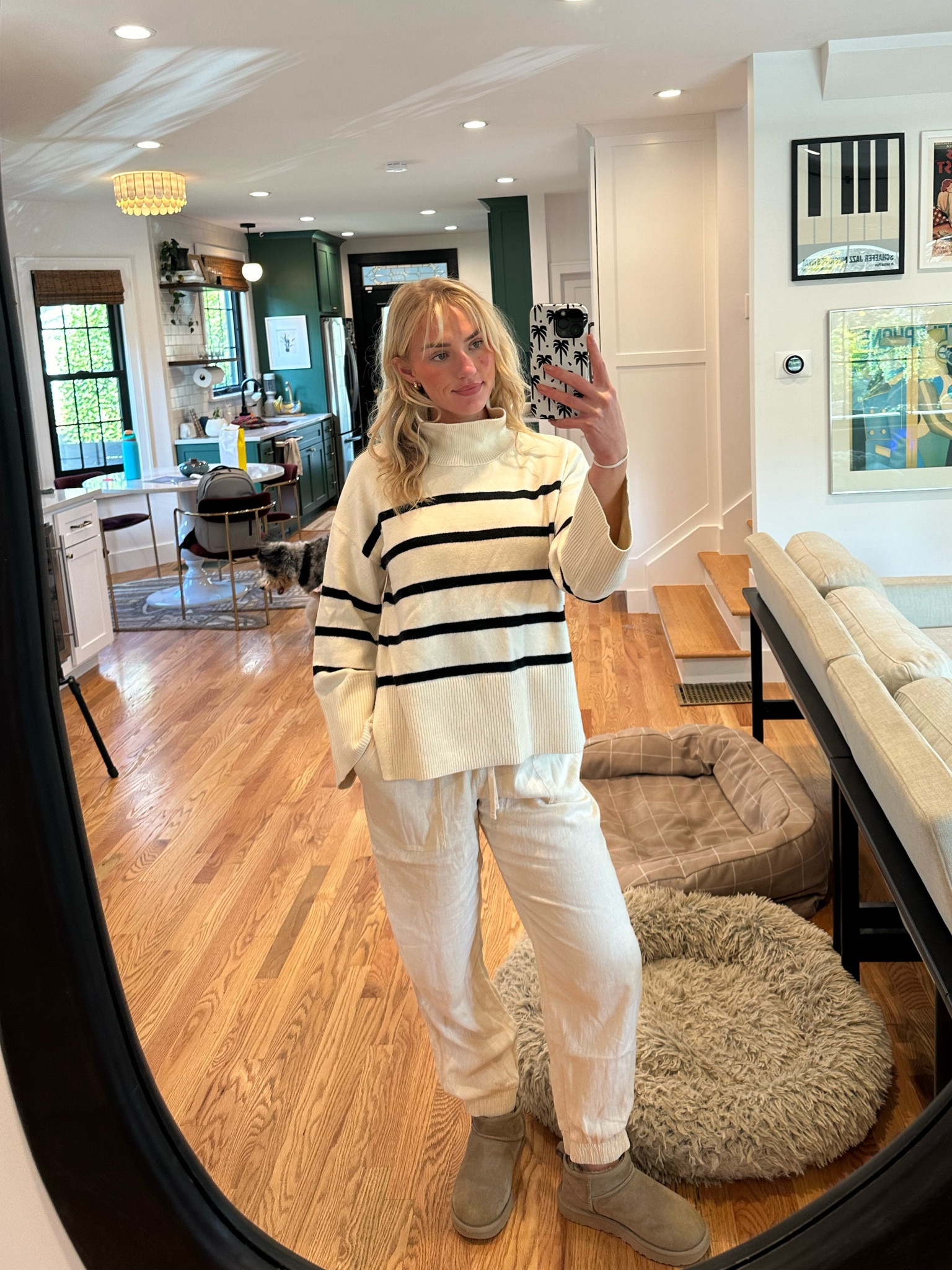 Sweater runs true to size!  It’s 50% off right now too! 

#LTKstyletip