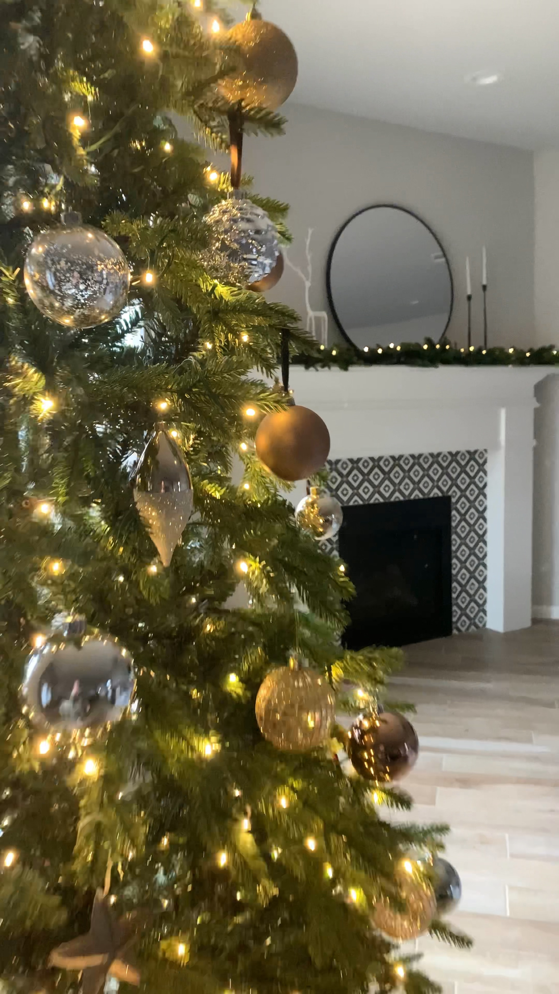 A lot of my favorite items from last Christmas are back in stock & ON SALE! Craziest one is my Christmas tree…currently 48% OFF! Mine is a pre-lit 9ft tree & is right now only $277! (different sizes also on Sale/price subject to change at any moment)

Home decor, Christmas decor, Christmas tree, Christmas ornaments, fireplace styling, reindeer, candleholders 

#LTKsalealert #LTKHoliday #LTKhome