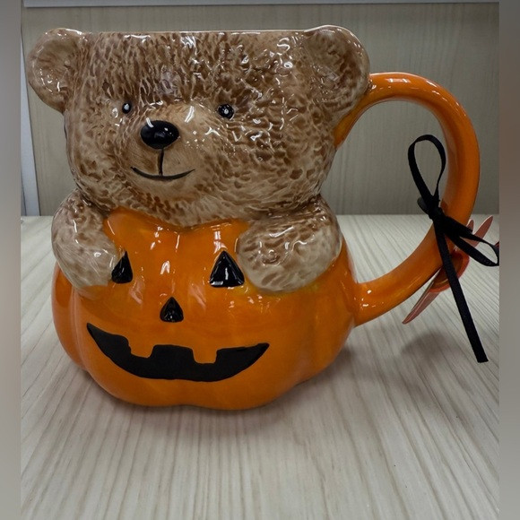 TEDDY BEAR In A PUMPKIN Halloween/ Fall Mug | Poshmark