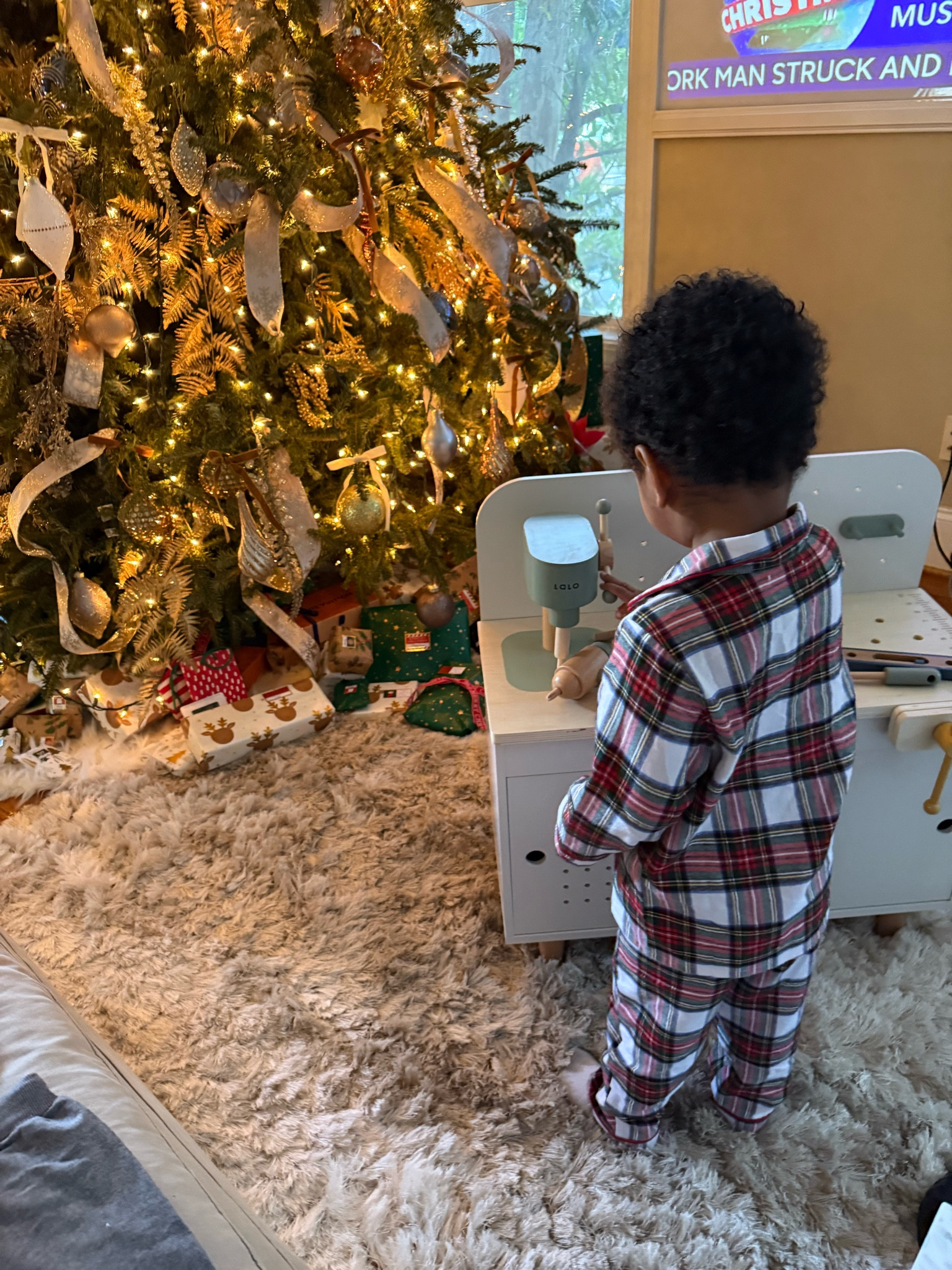 Lalo, Lalo Workbench, toddler toys, toddler essentials, toddler must-haves, kids toys

#LTKHome #LTKKids #LTKGiftGuide