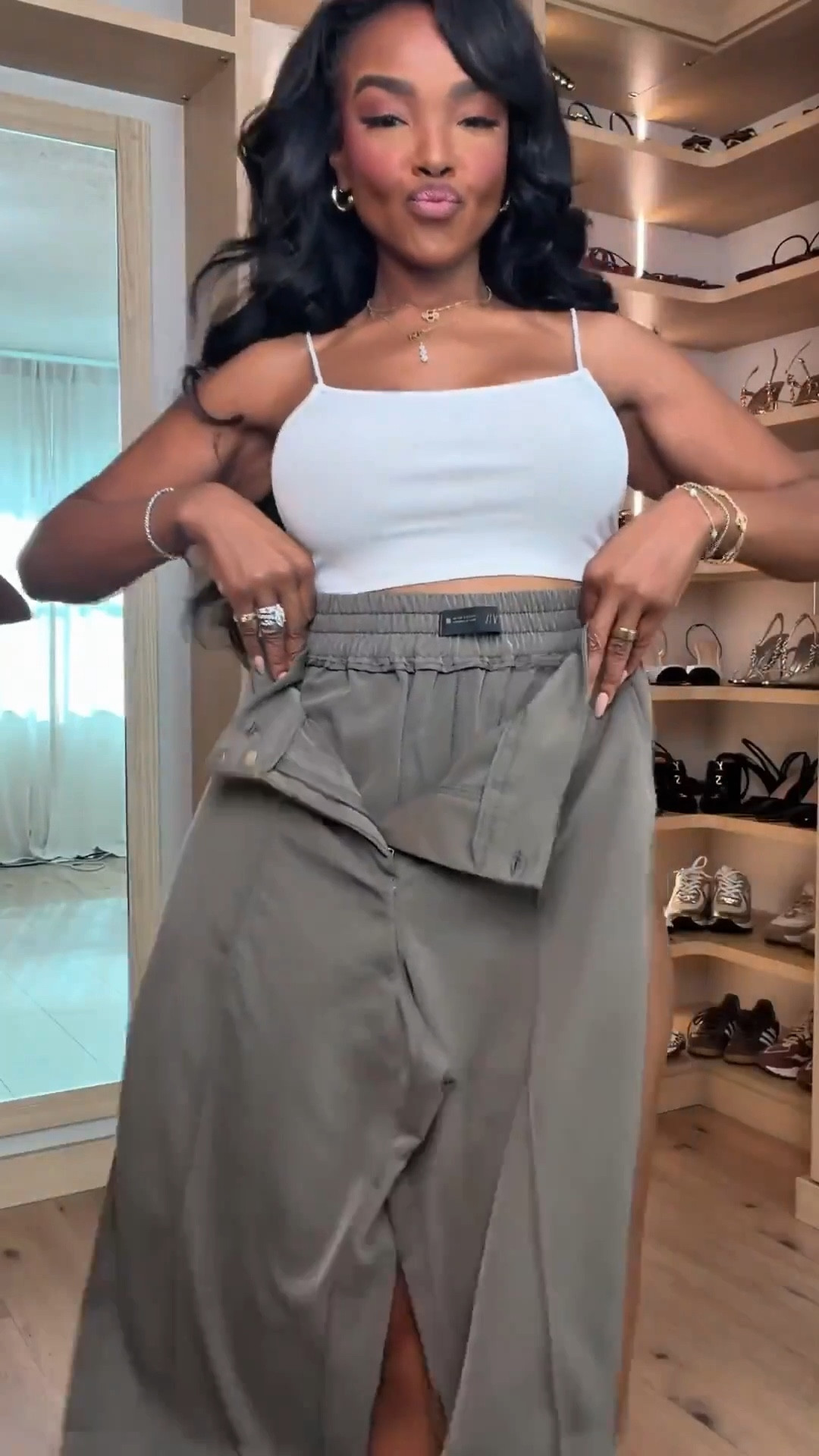 Scroll to shop my Zara order I’m obsessed! Ready to do another haul 



#LTKvlog #LTKSpringSale #LTKootd