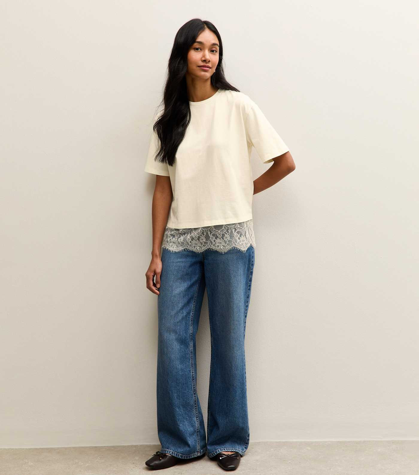 White Lace Hem Boxy Top | New Look | New Look (UK)