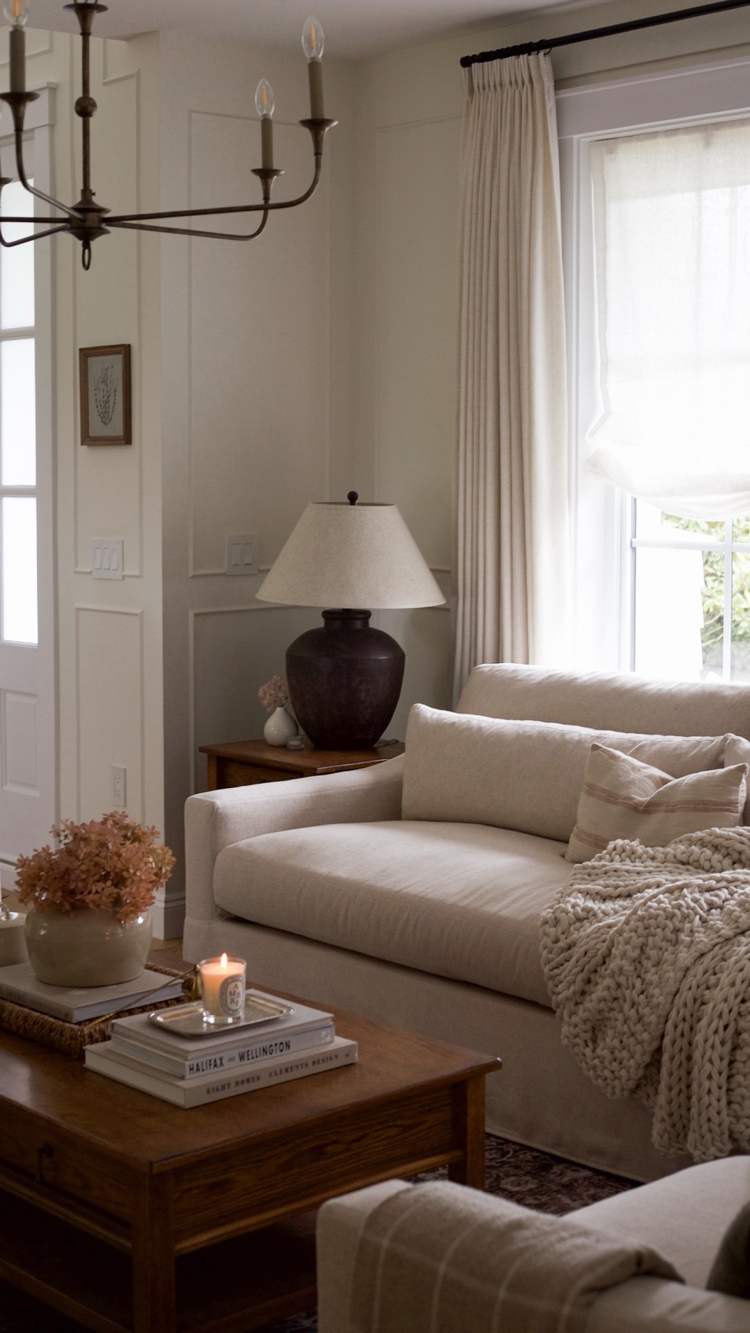 York slipcovered sofa in performance everyday linen - Oatmeal. 

#LTKcanada #LTKhome