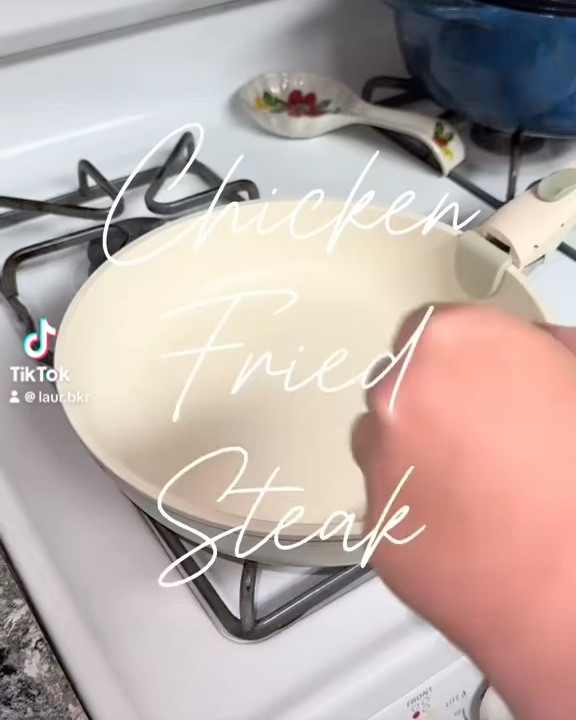 My favorite pans are ON SALE! #carote 

#LTKHoliday #LTKGiftGuide #LTKCyberWeek