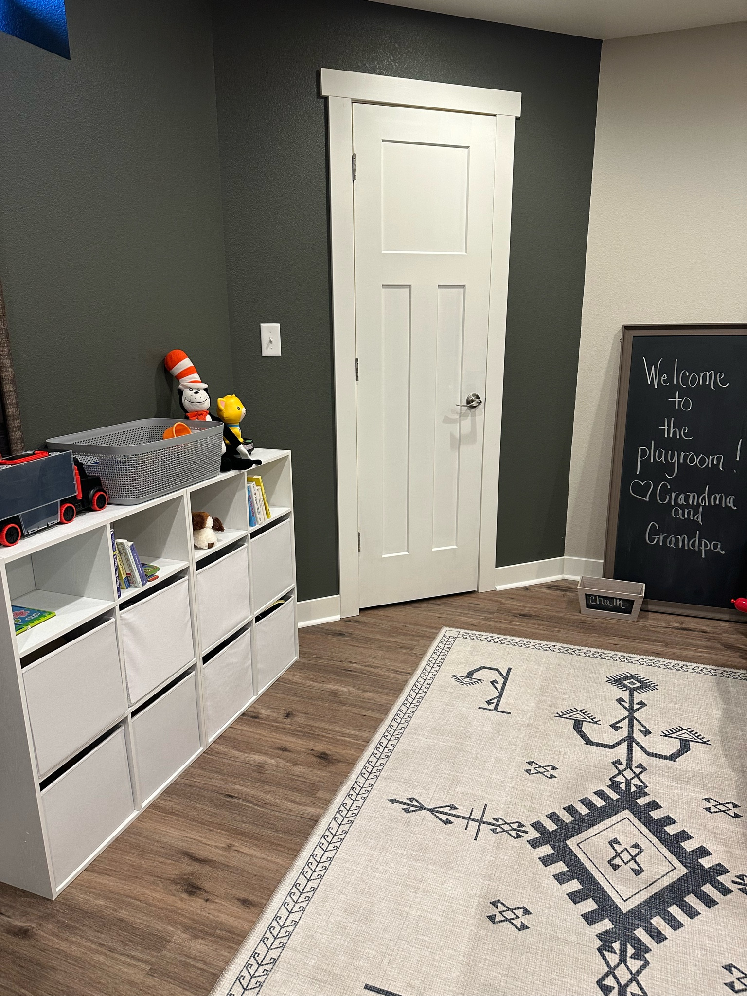 A toolless storage cube organizer! Yes NO tools needed. Easy to put together, sturdy and so versatile. It can be used many different ways!! 

#LTKHome #LTKFamily #LTKKids