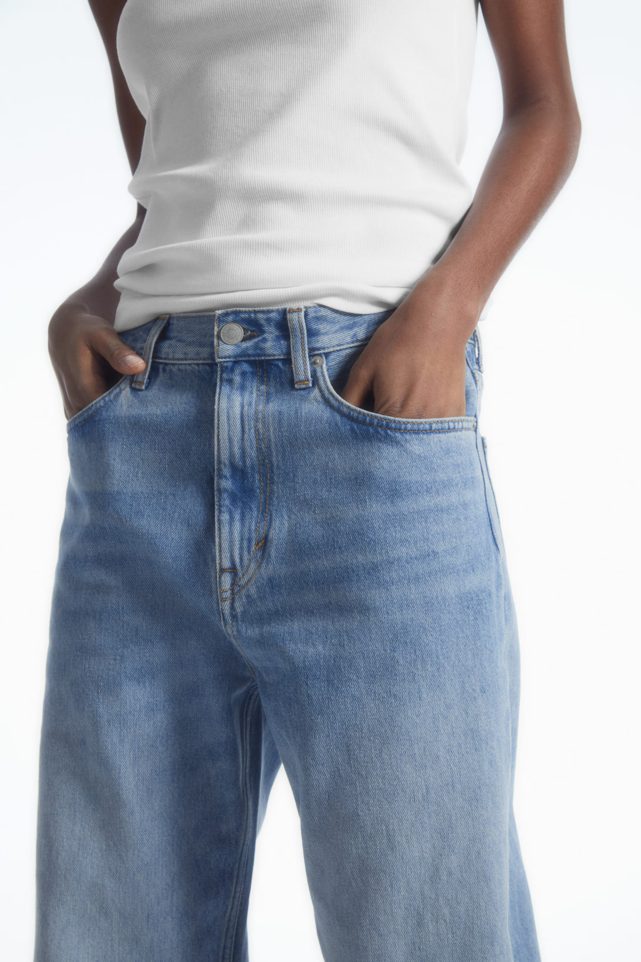 COLUMN JEANS - STRAIGHT - LIGHT BLUE | COS (EU)